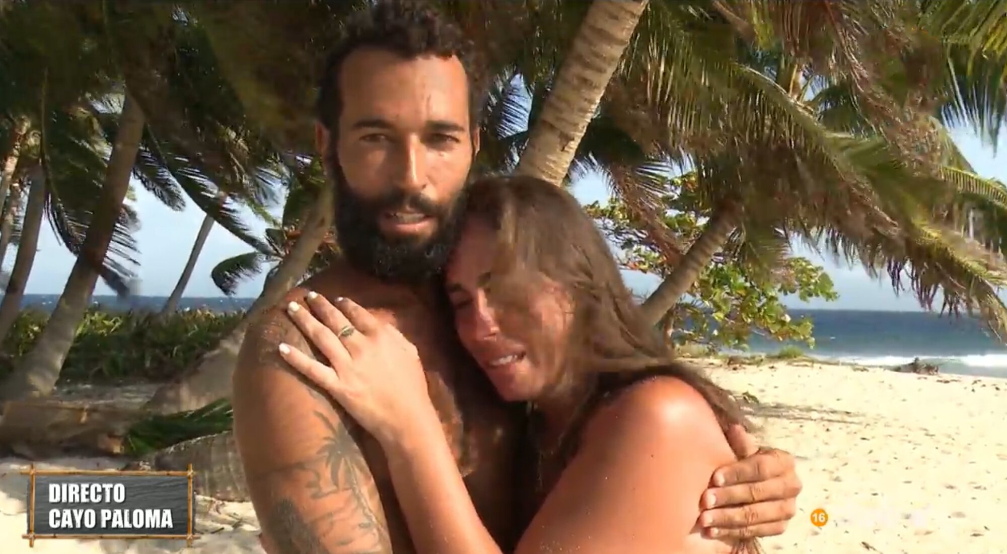 Omar Sánchez y Anabel Pantoja, abrazados en &#39;Supervivientes&#39;