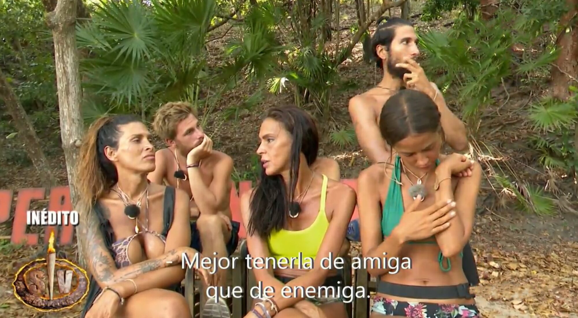 Los concursantes de 'Supervivientes' tratan de aclarar el origen de las polémicas frases