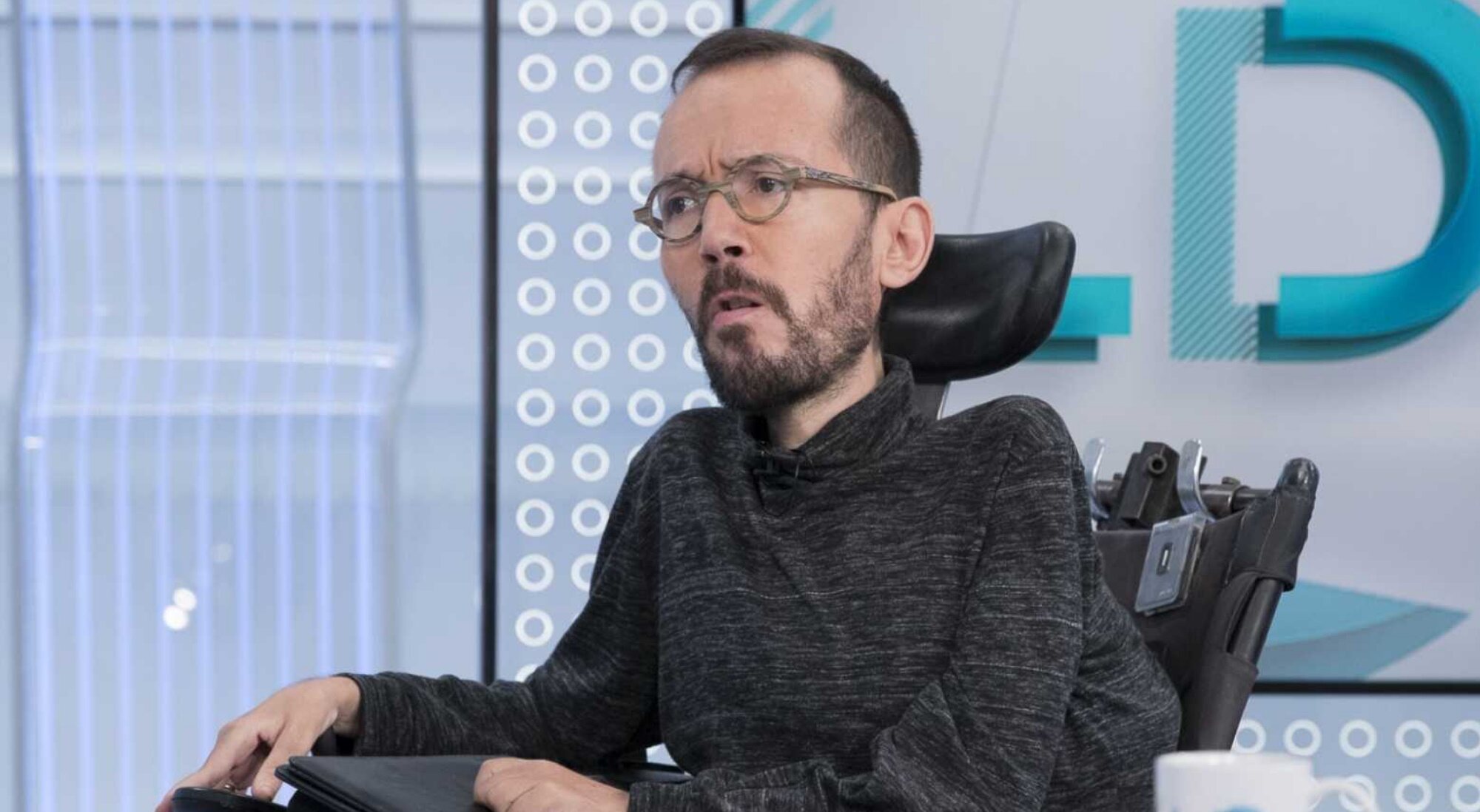 Echenique ha condenado la cancelación de &#39;Las cosas claras&#39;