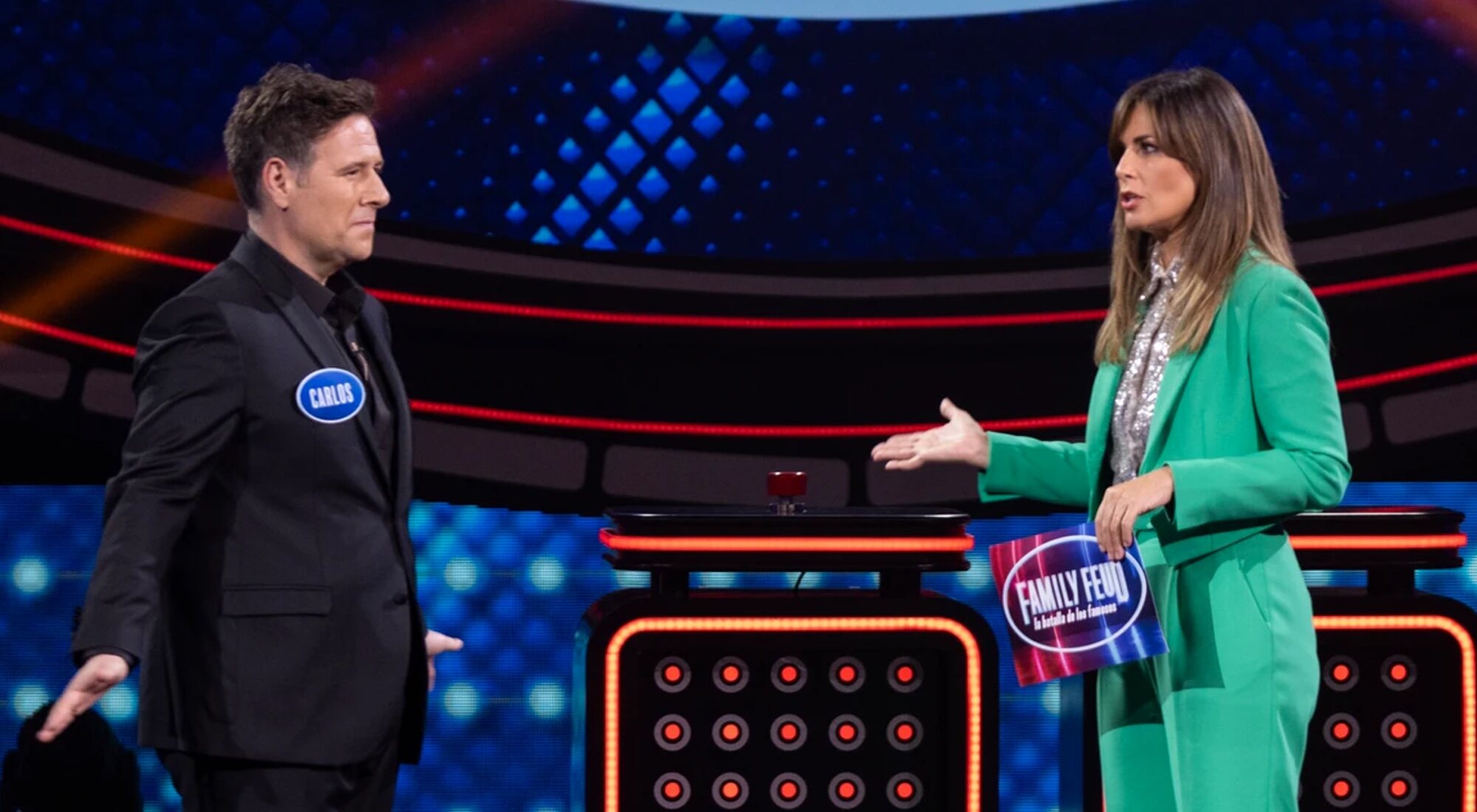 Carlos Latre y Nuria Roca en 'Family Feud'