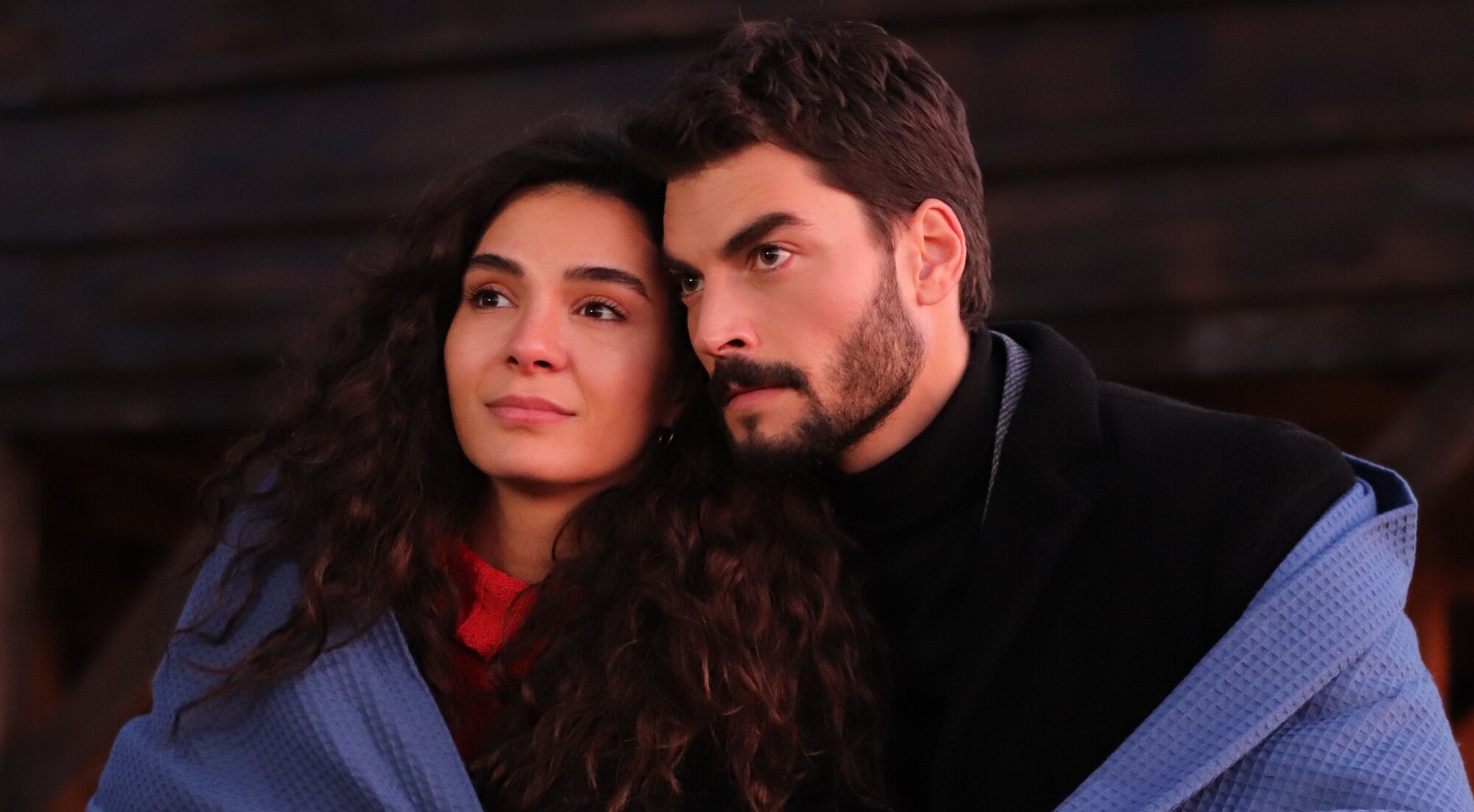 Los protagonistas de 'Hercai', la telenovela turca de Nova