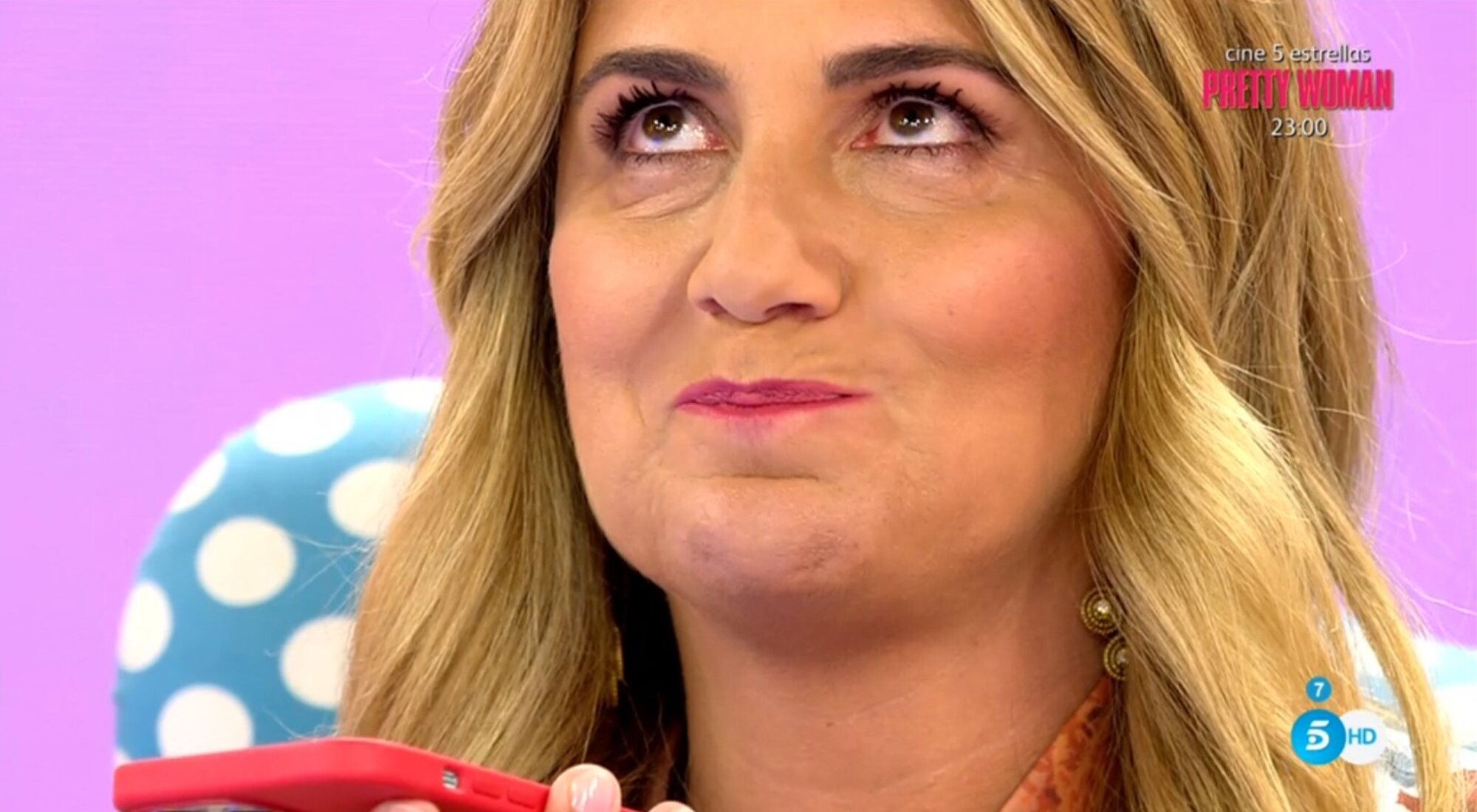 Carlota Corredera, a punto de llorar al responder a Jorge Javier en 'Sálvame'