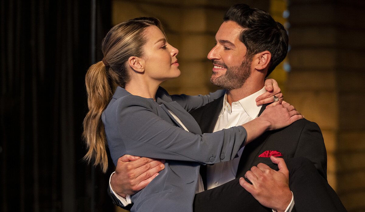 Chloe (Lauren German) y Lucifer (Tom Ellis) en la sexta temporada de 'Lucifer'