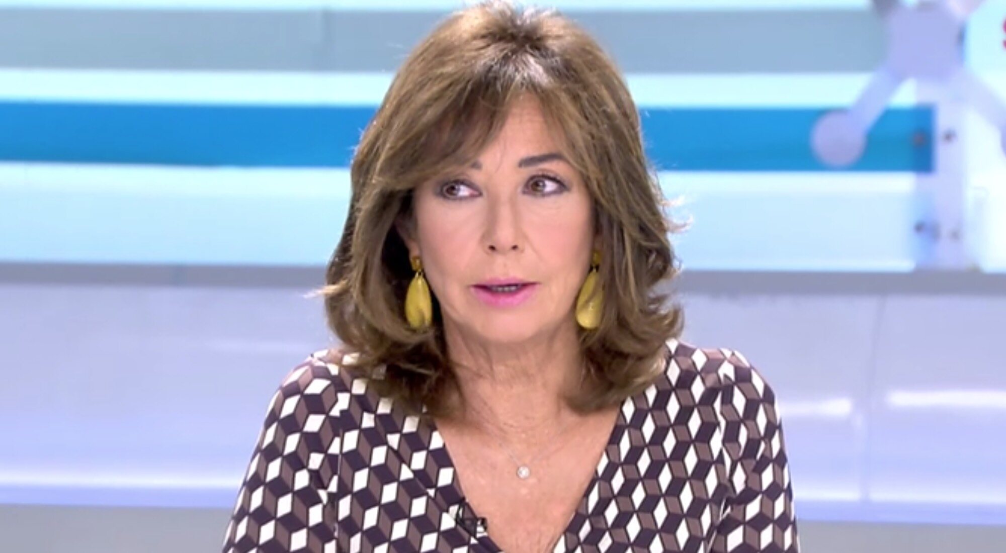 Ana Rosa Quintana, presentando &#39;El programa de AR&#39;