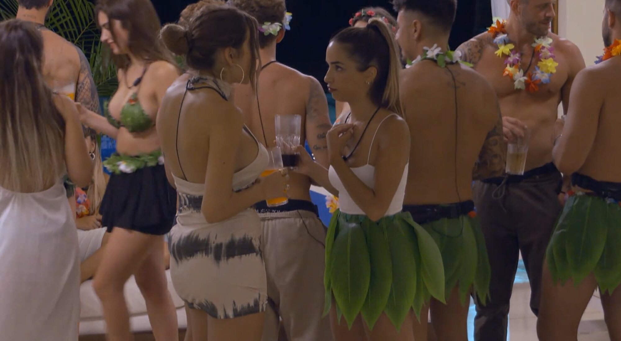 Marina García y Lucía Sánchez acercan posturas en 'La última tentación'