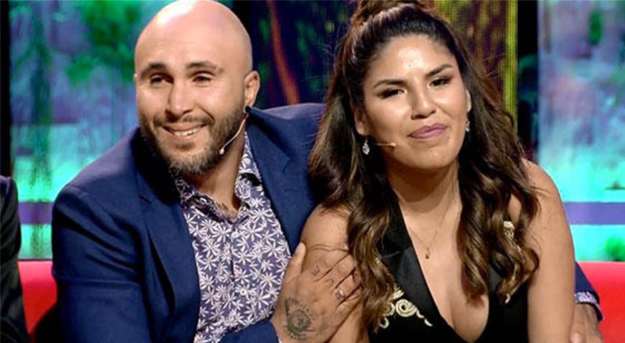 Kiko Rivera e Isa Pantoja, en el plató de 'Supervivientes'