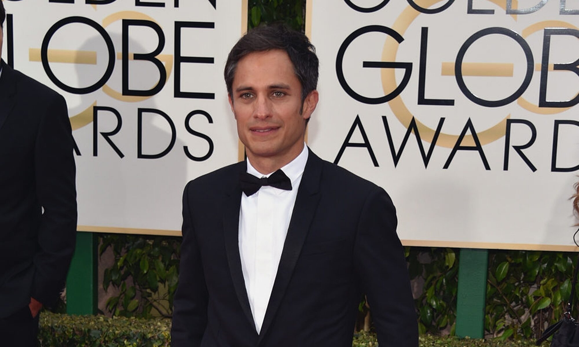 Gael García Bernal, en la Alfombra Roja de los Globos de Oro