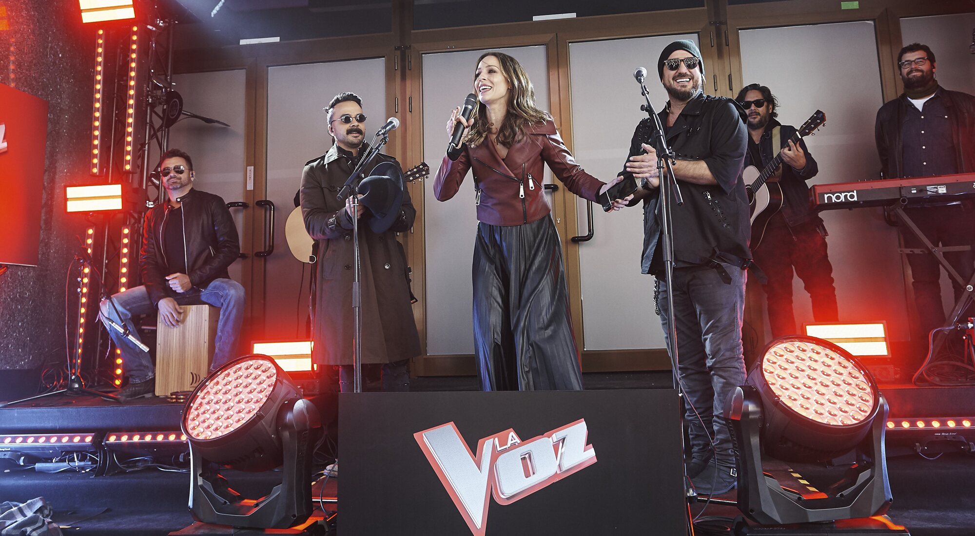 Concierto sorpresa de presentación de 'La Voz' en su primera edición en Antena 3