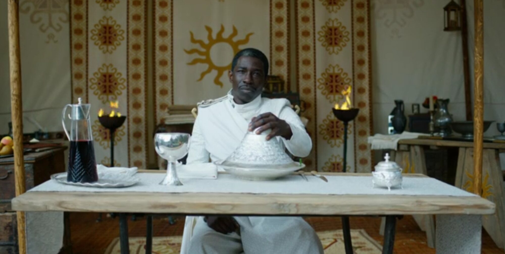 Abdul Salis como el inquietante Eamon en 'La rueda del tiempo'