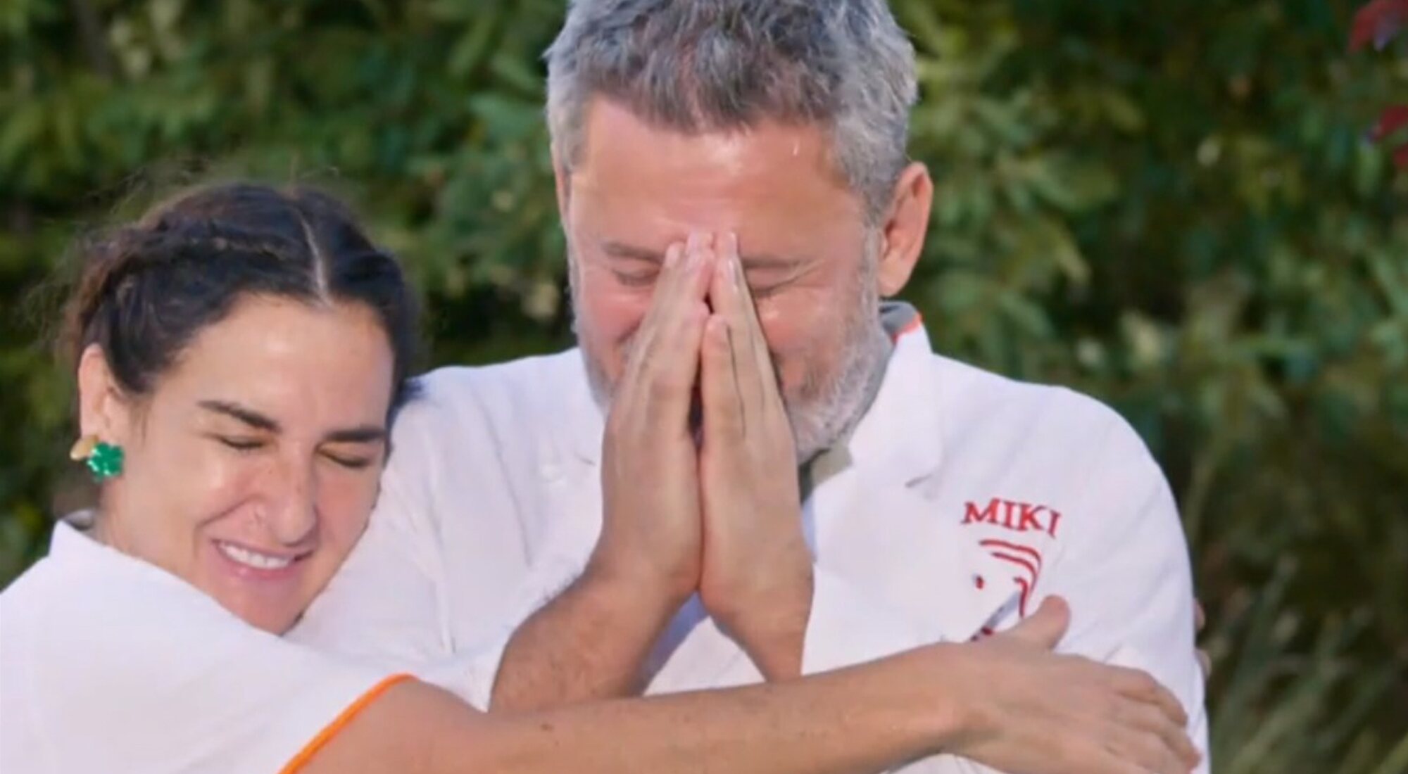 Belén López abraza a Miki Nadal en 'MasterChef Celebrity 6'