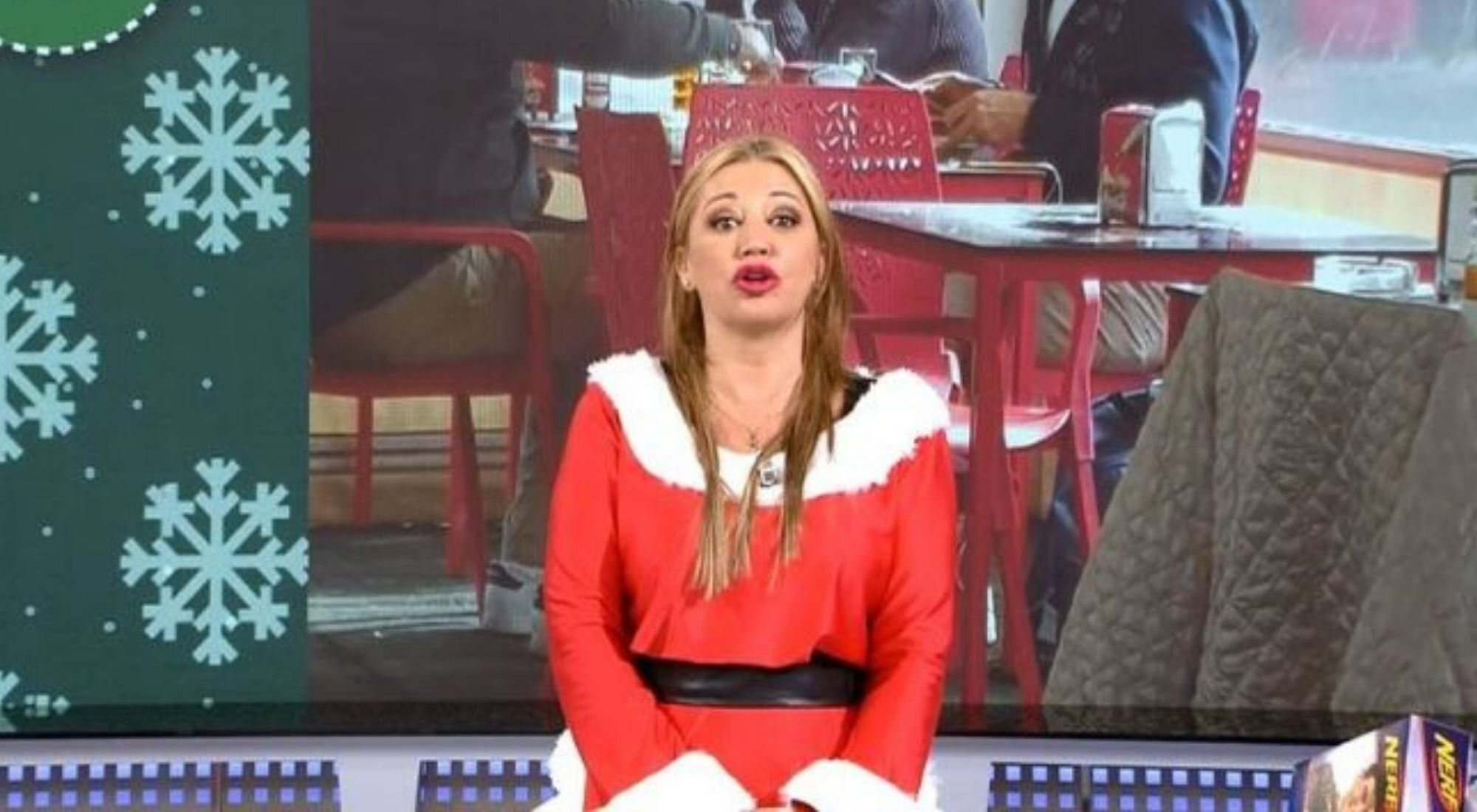 Belén Esteban, vestida de Mamá Noel en 'Sálvame'