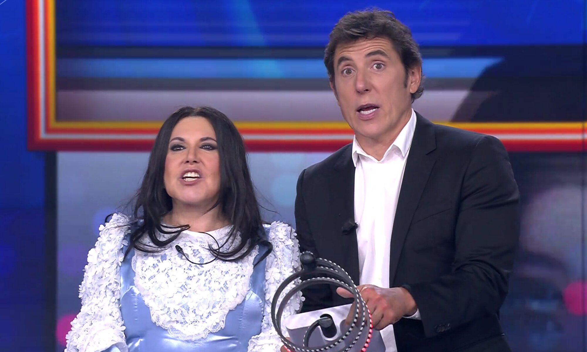 Loles León y Manel Fuentes, en el pulsador de 'Tu cara me suena 9'