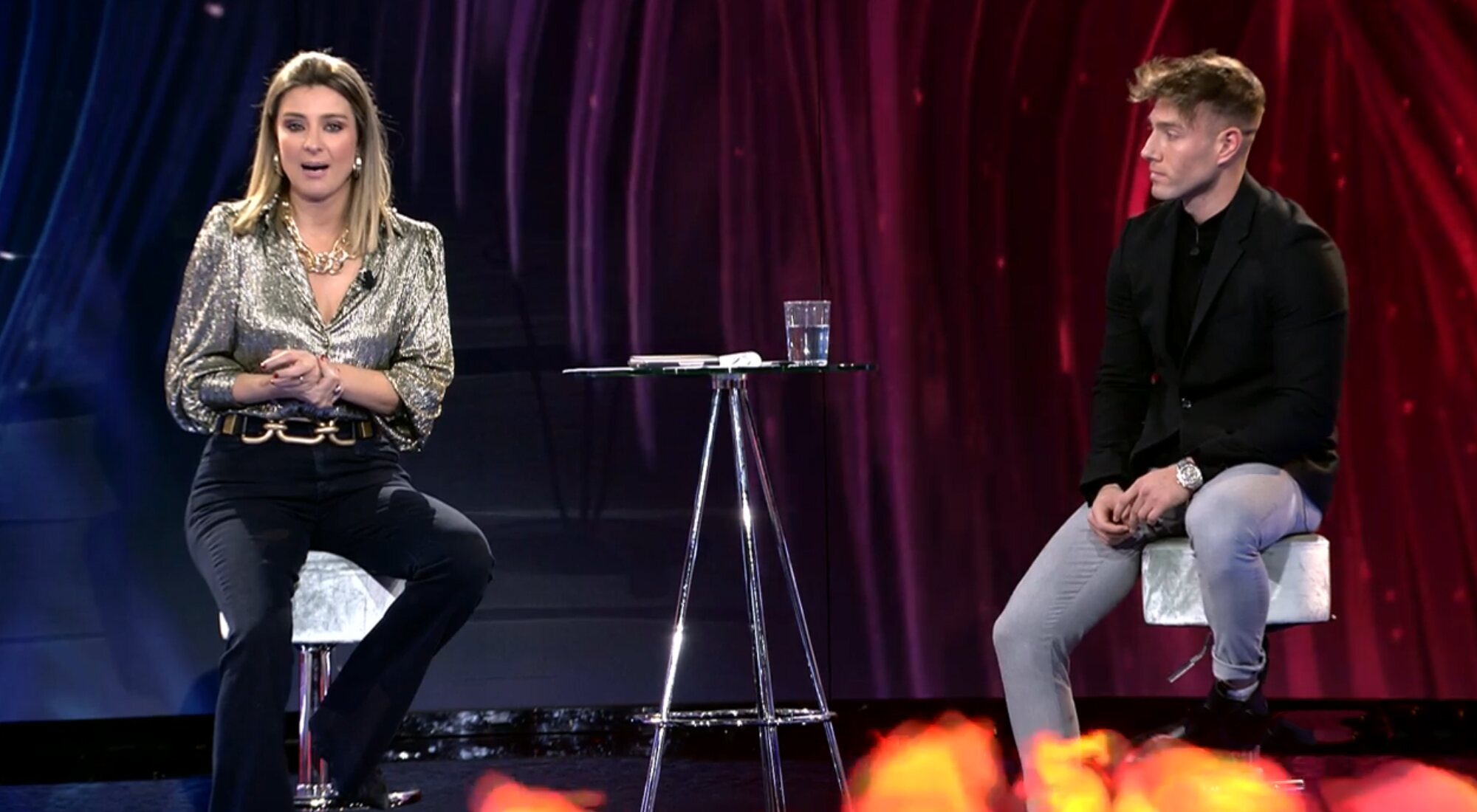 Sandra Barneda, acompañada por Sergio Bere en 'El debate de las tentaciones'