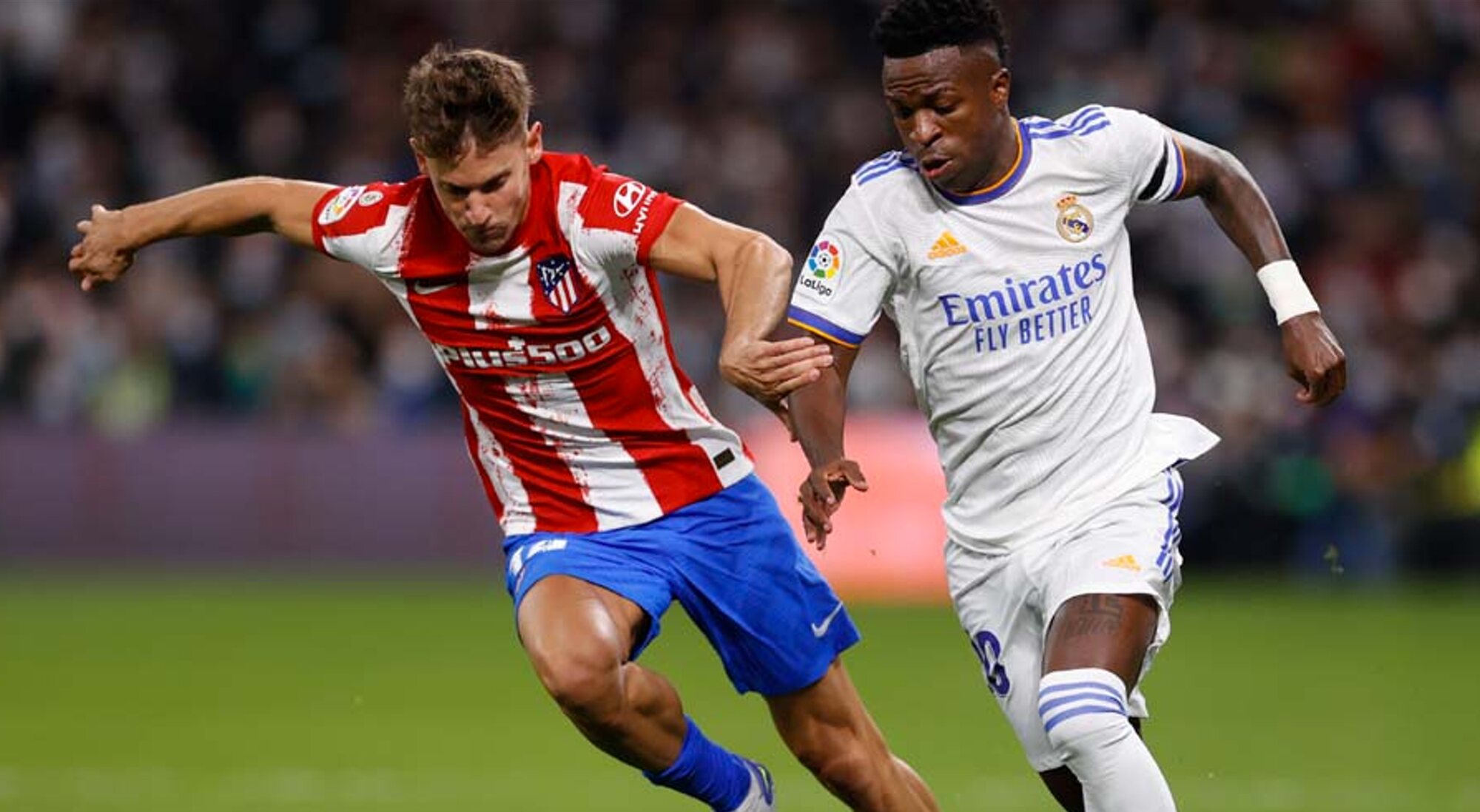 Marcos Llorente y Vinicius Jr. en el Real Madrid-Atlético de Madrid