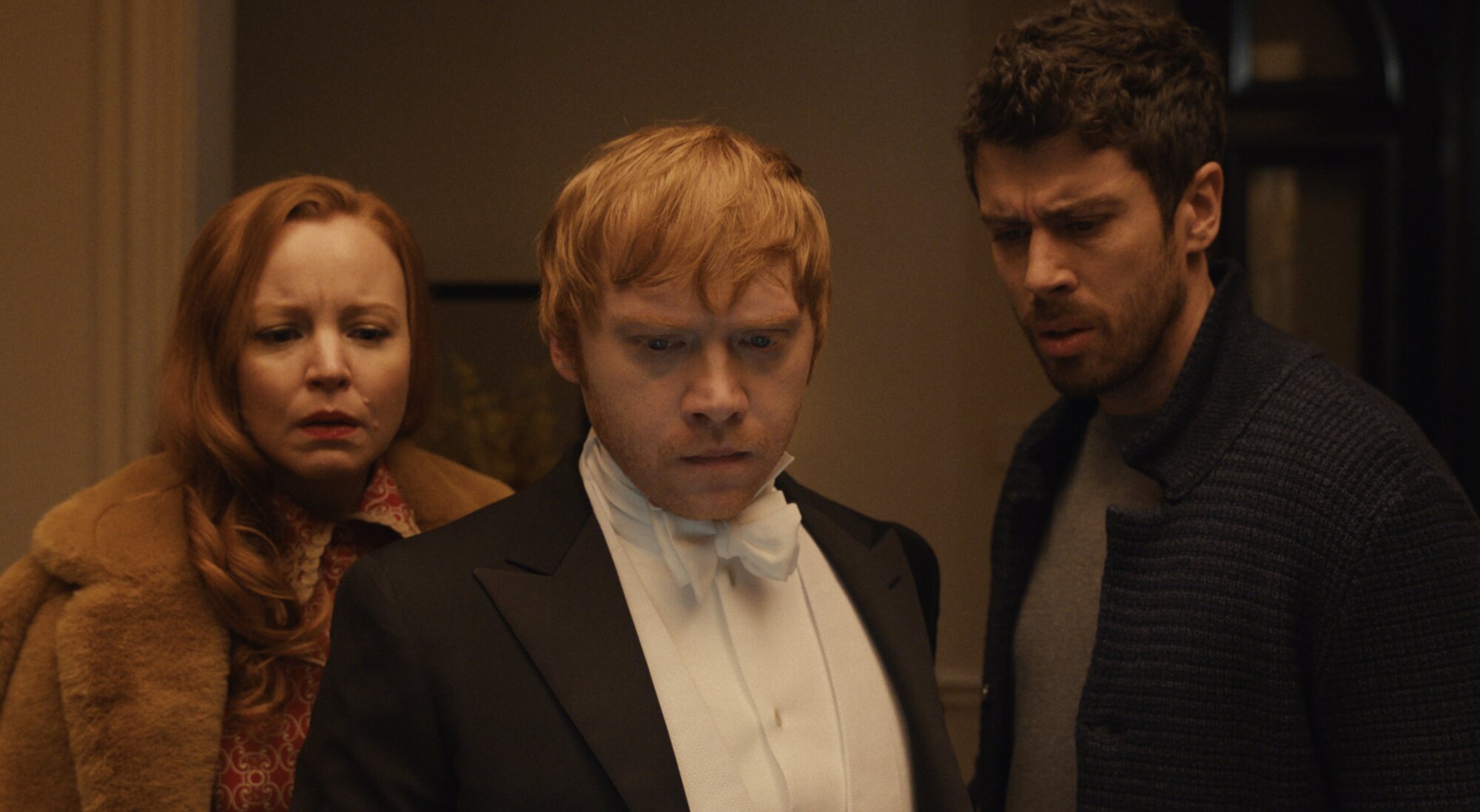 Lauren Ambrose, Rupert Grint y Toby Kebbell en 'Servant'