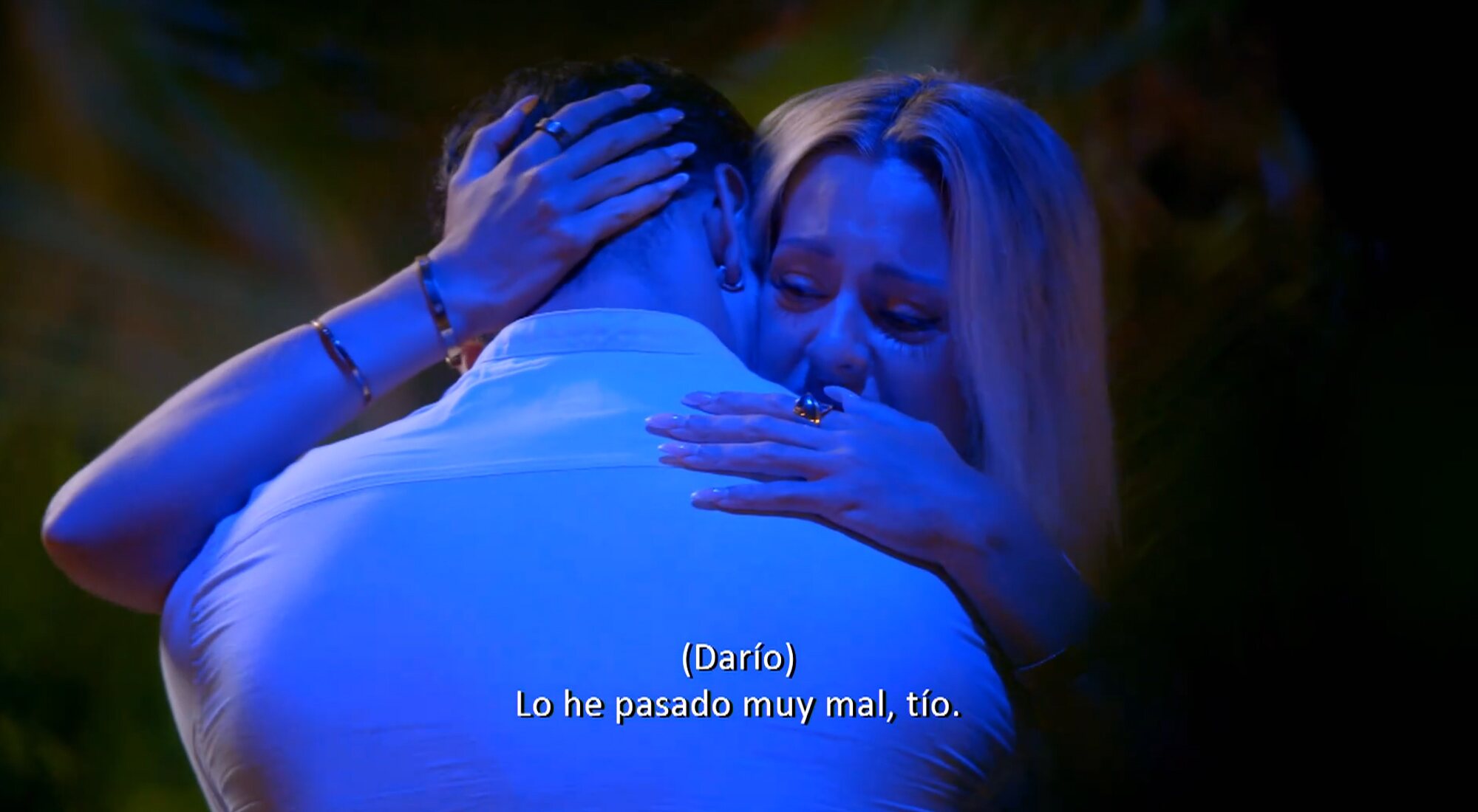 Darío y Sandra se abrazan al verse de nuevo en 'La isla de las tentaciones'