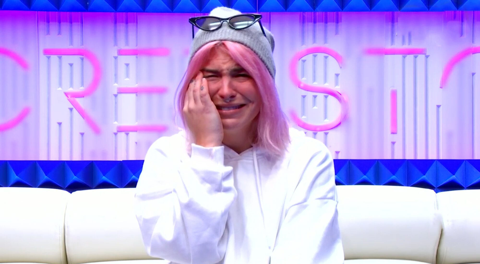 Virginia, emocionada en 'Secret Story' al ver imágenes de su difunta abuela