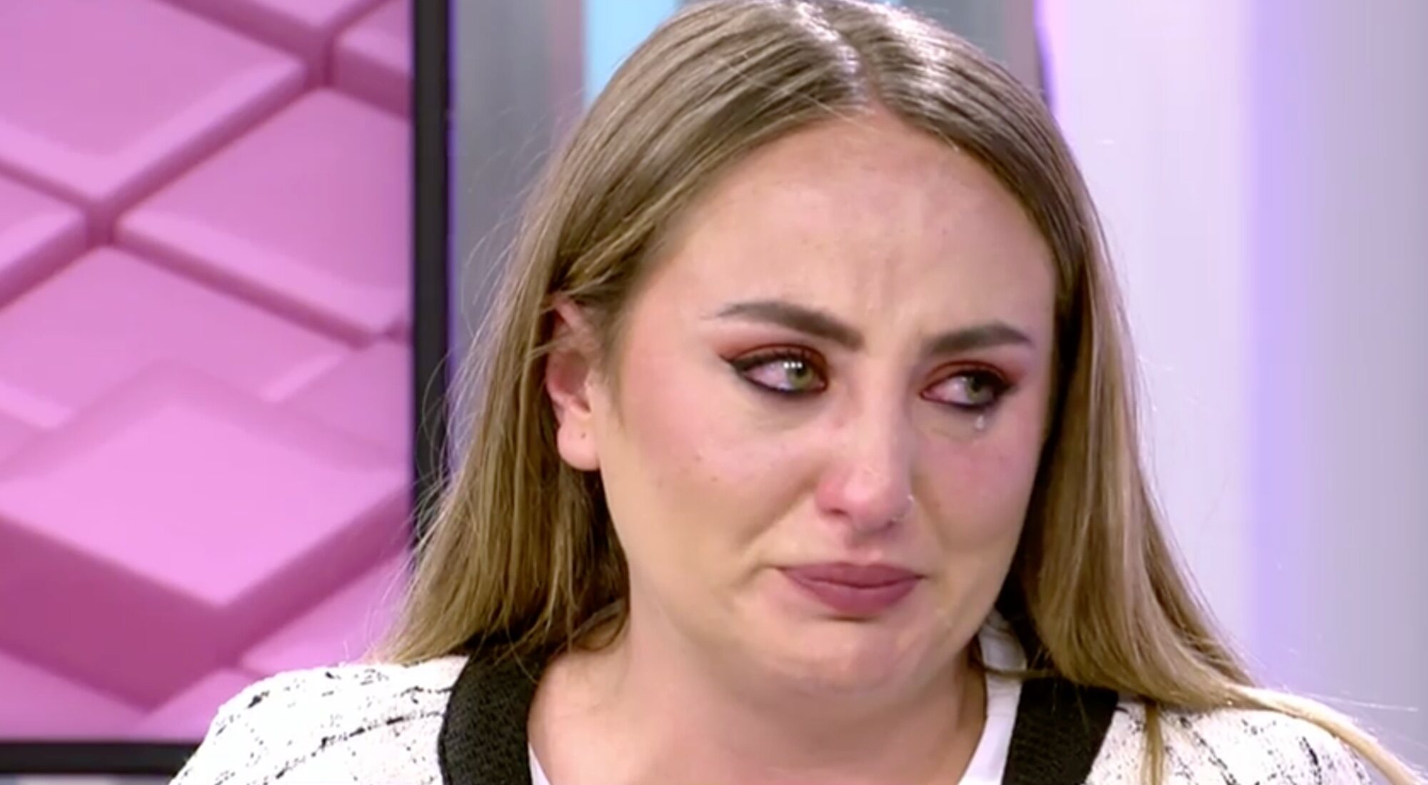 Rocío Flores, entre lágrimas en 'El programa de Ana Rosa'