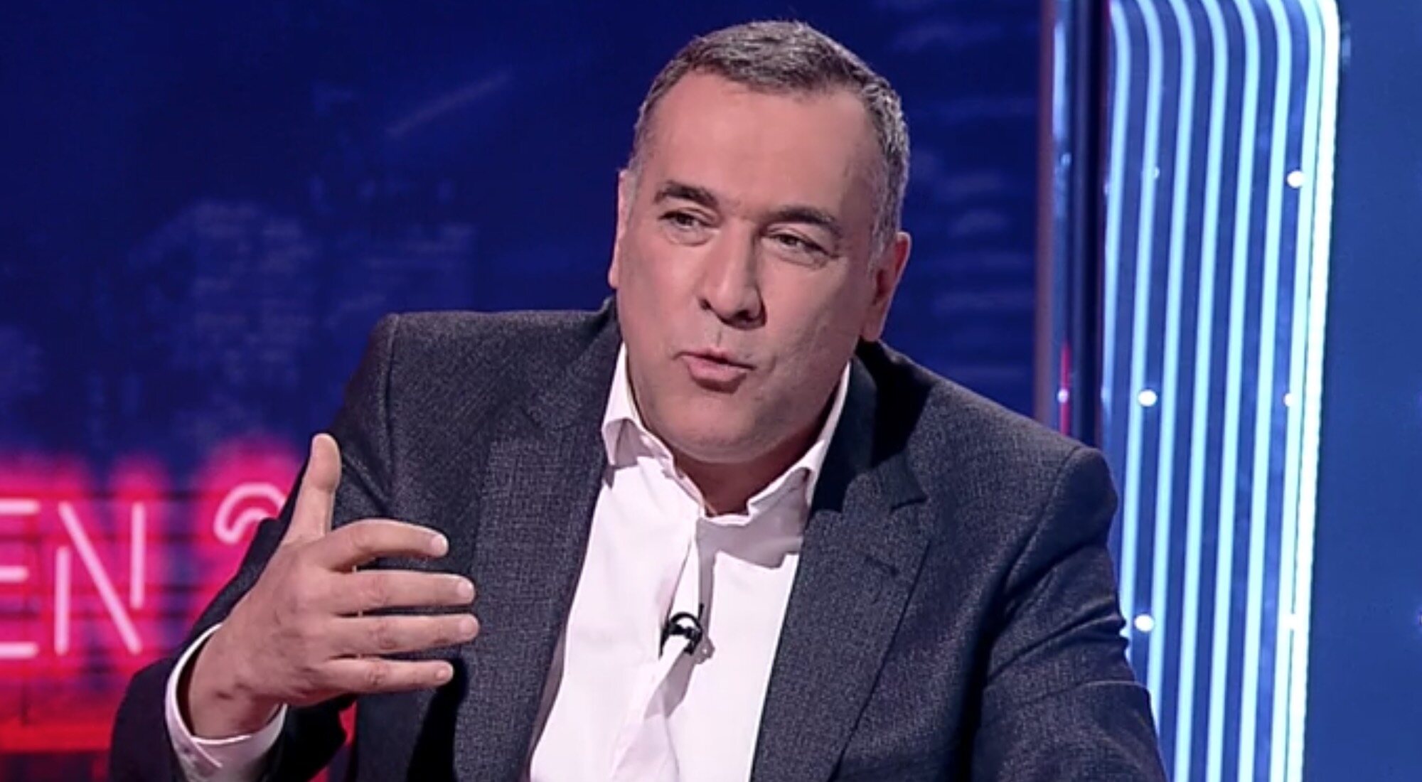 Xavier Fortes, presentador de 'La noche en 24h'