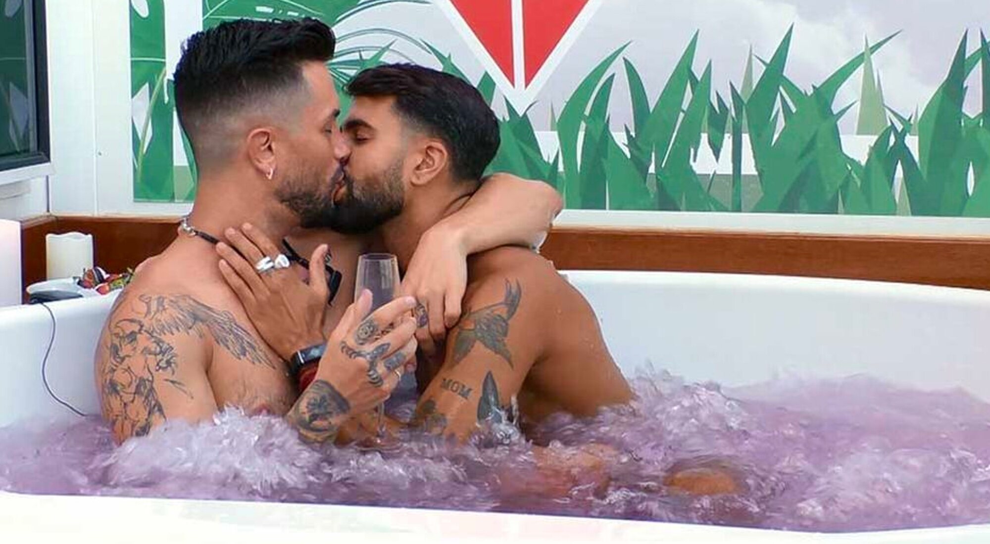 Andrea Suárez y Vicen en 'First Dates Crucero'