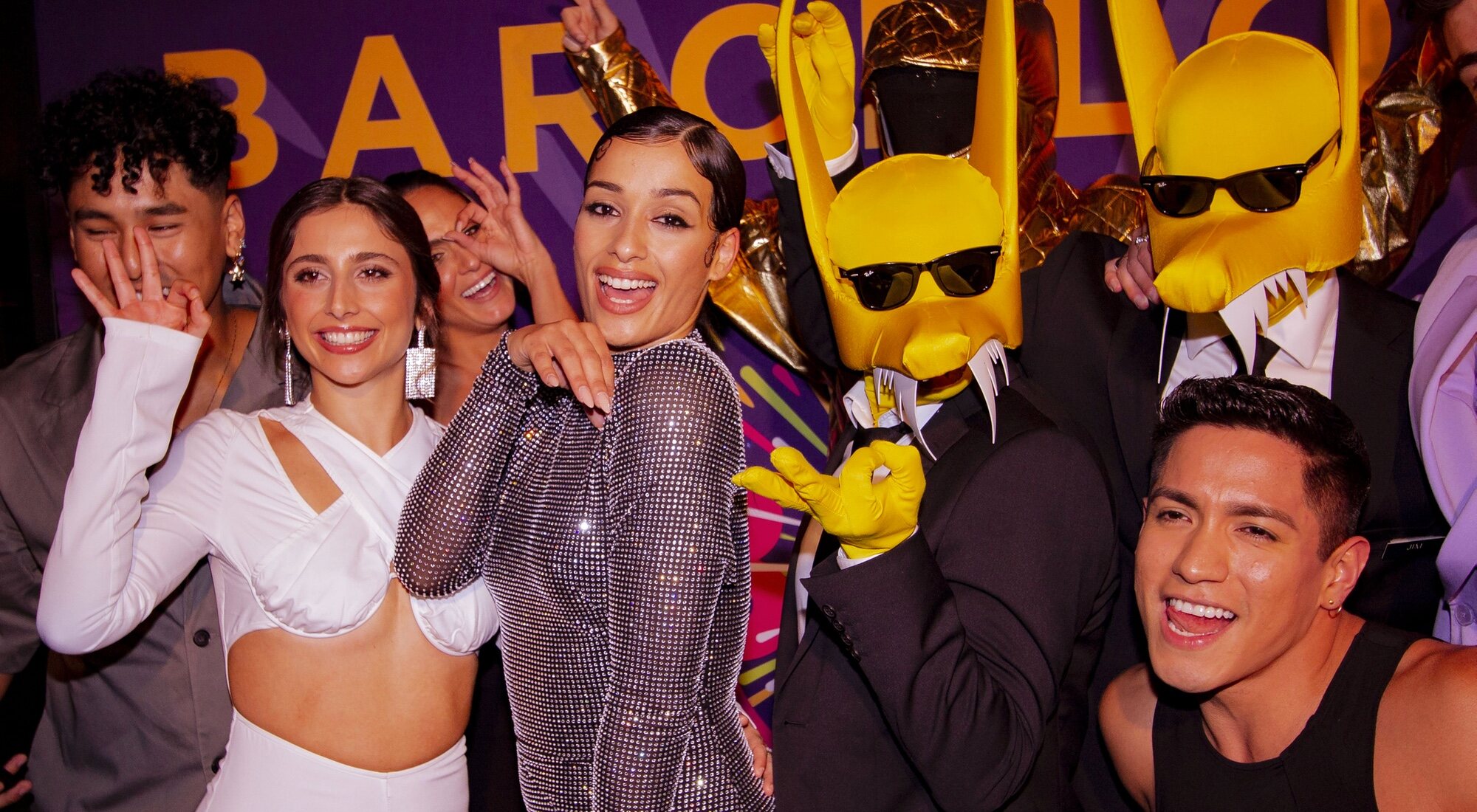 Chanel Terrero y sus bailarines junto a Subwoolfer, representantes de Noruega, en la Barcelona Eurovision Party