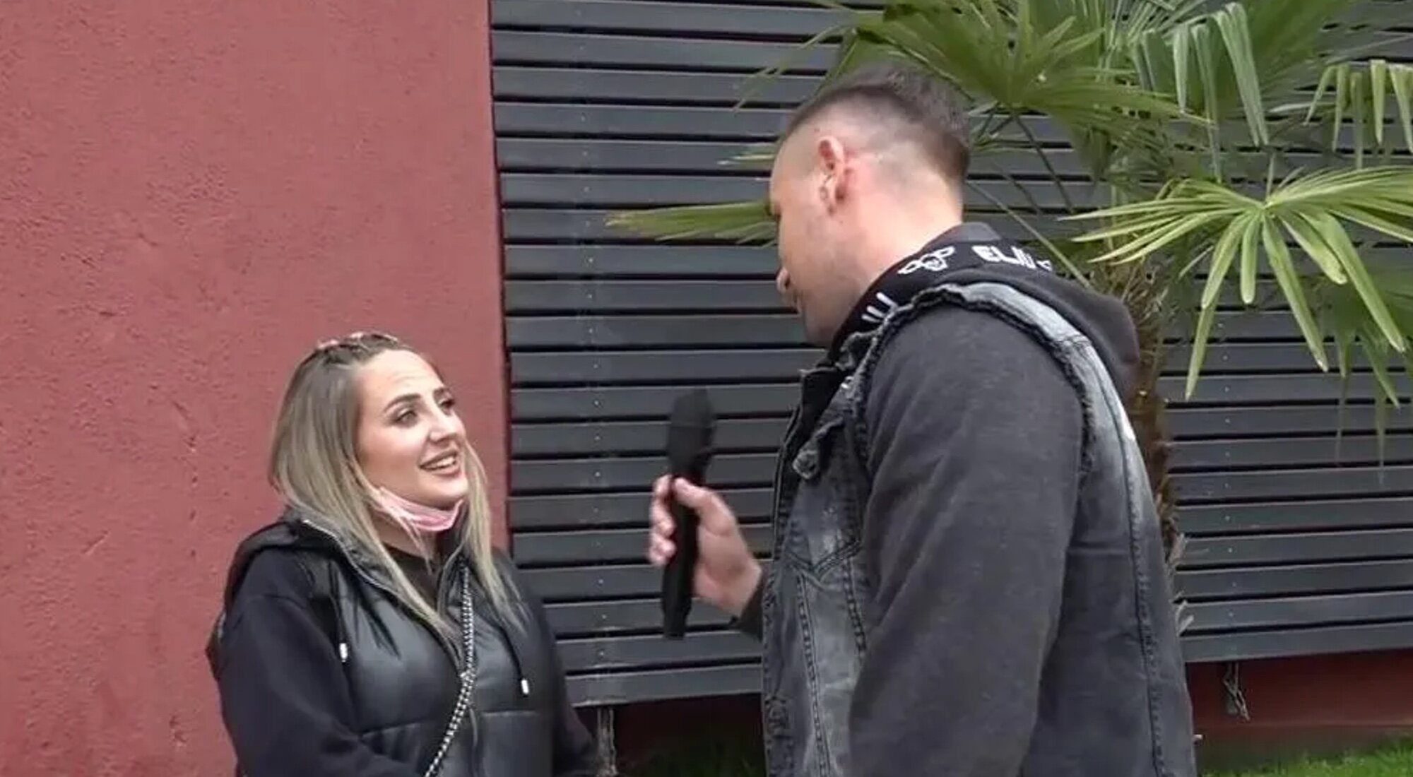 Rafa Mora entrevista a Rocío Flores en &#39;Sálvame&#39;