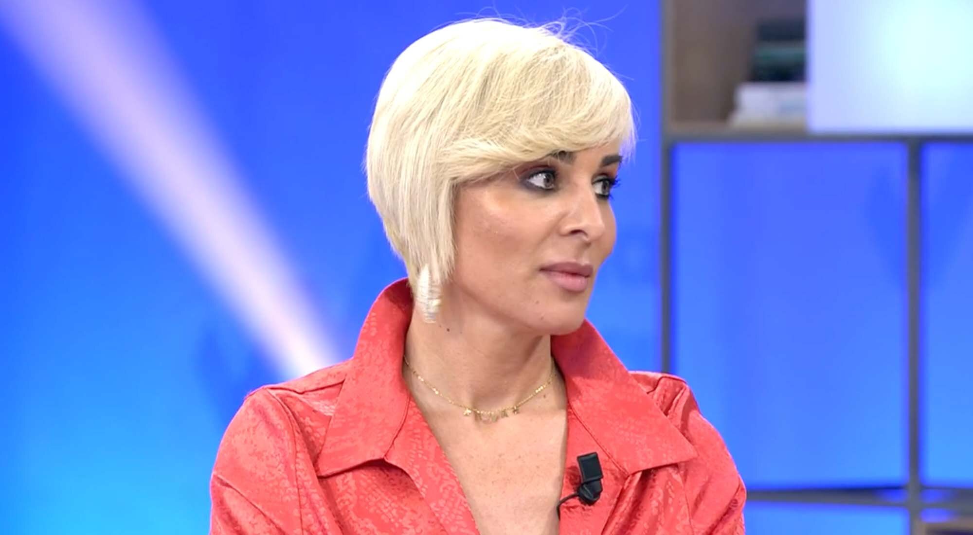 Ana María Aldón, durante la emisión de 'Viva la vida'