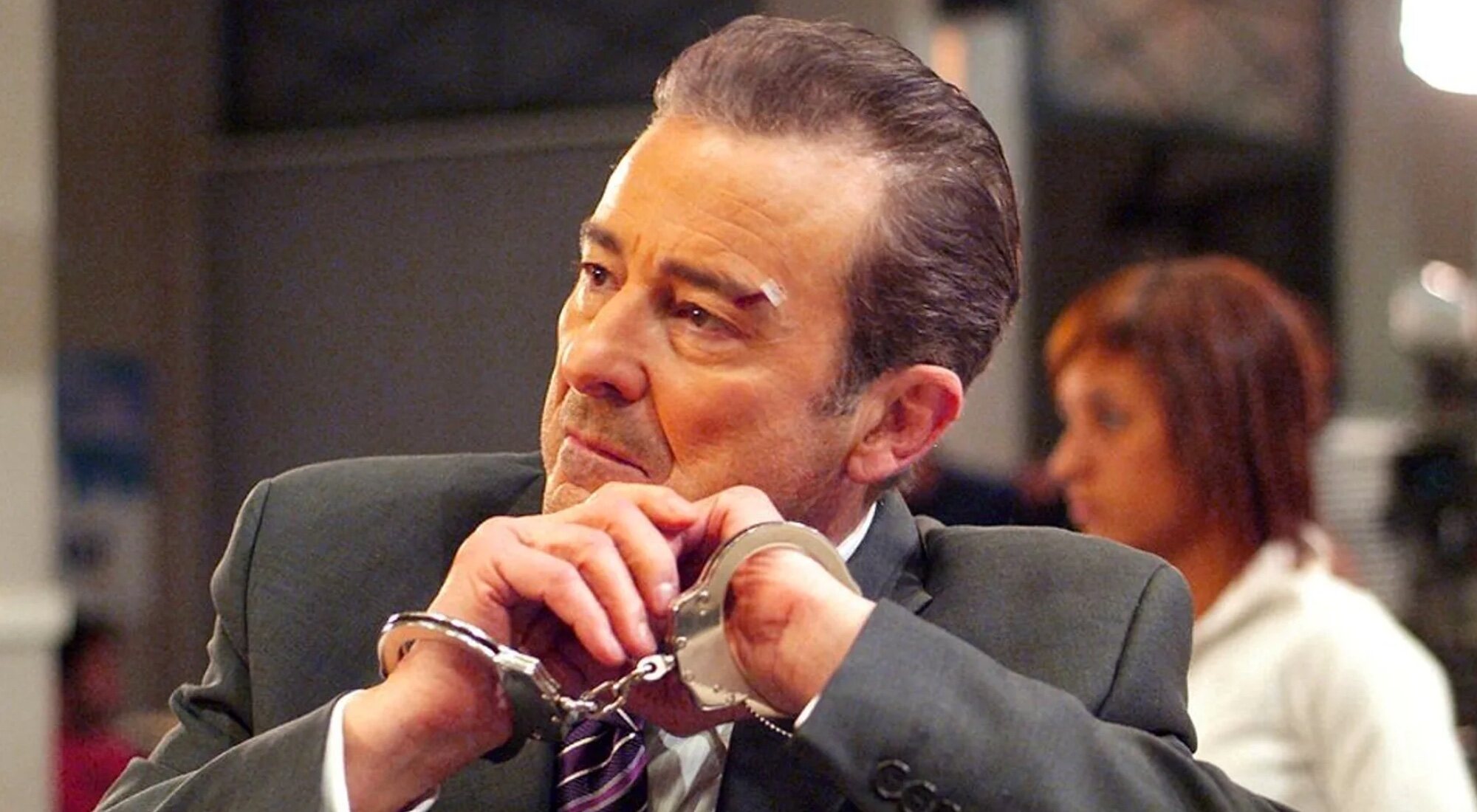 Juan Diego, interpretando al comisario Lorenzo Castro en 'Los hombres de Paco'