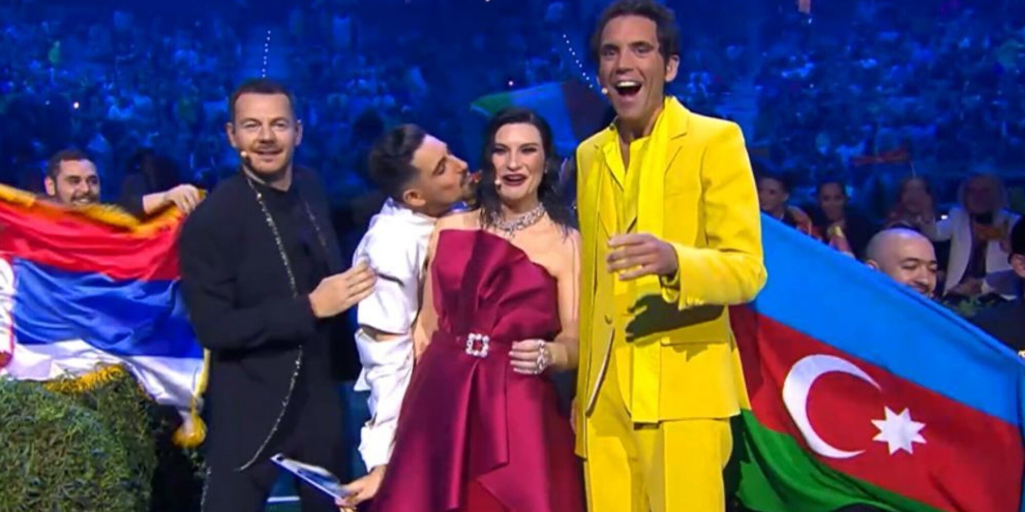 Alessandro Cattelan, Michael Ben David, Laura Pausini y Mika durante la segunda semifinal de Eurovisión 2022