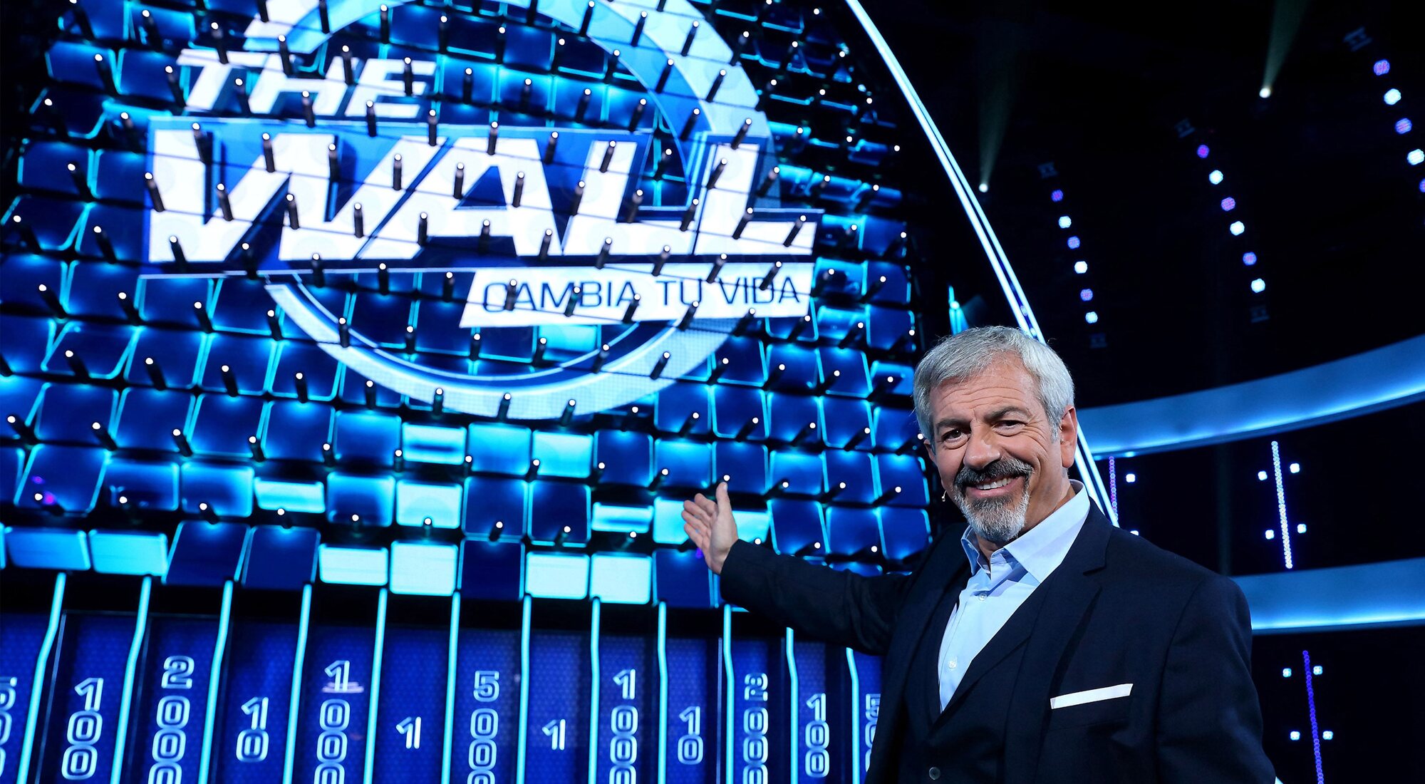 Carlos Sobera en el plató de 'The Wall'