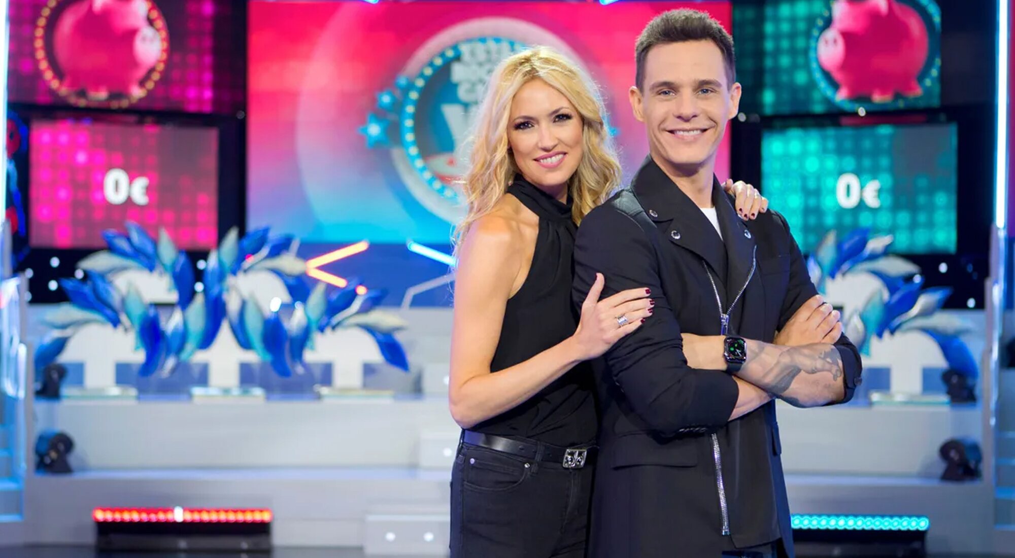 Carolina Cerezuela y Christian Gálvez, presentadores de 'Esta noche gano yo'