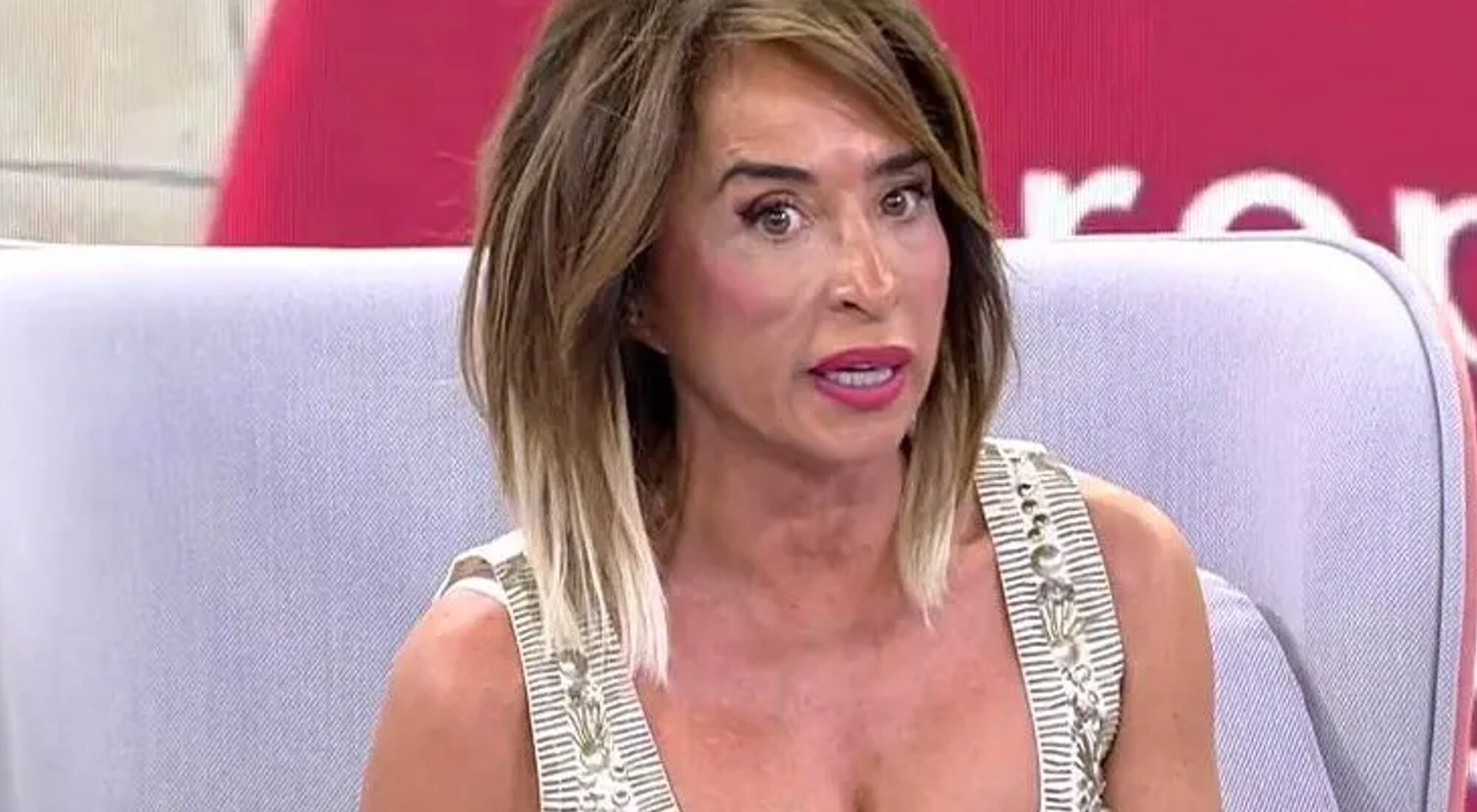 María Patiño presentando 'Sálvame'