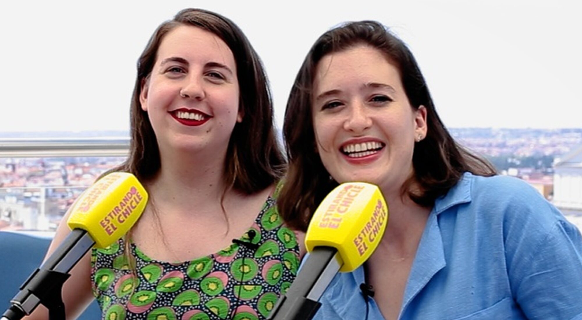 Carolina Iglesias y Victoria Martín