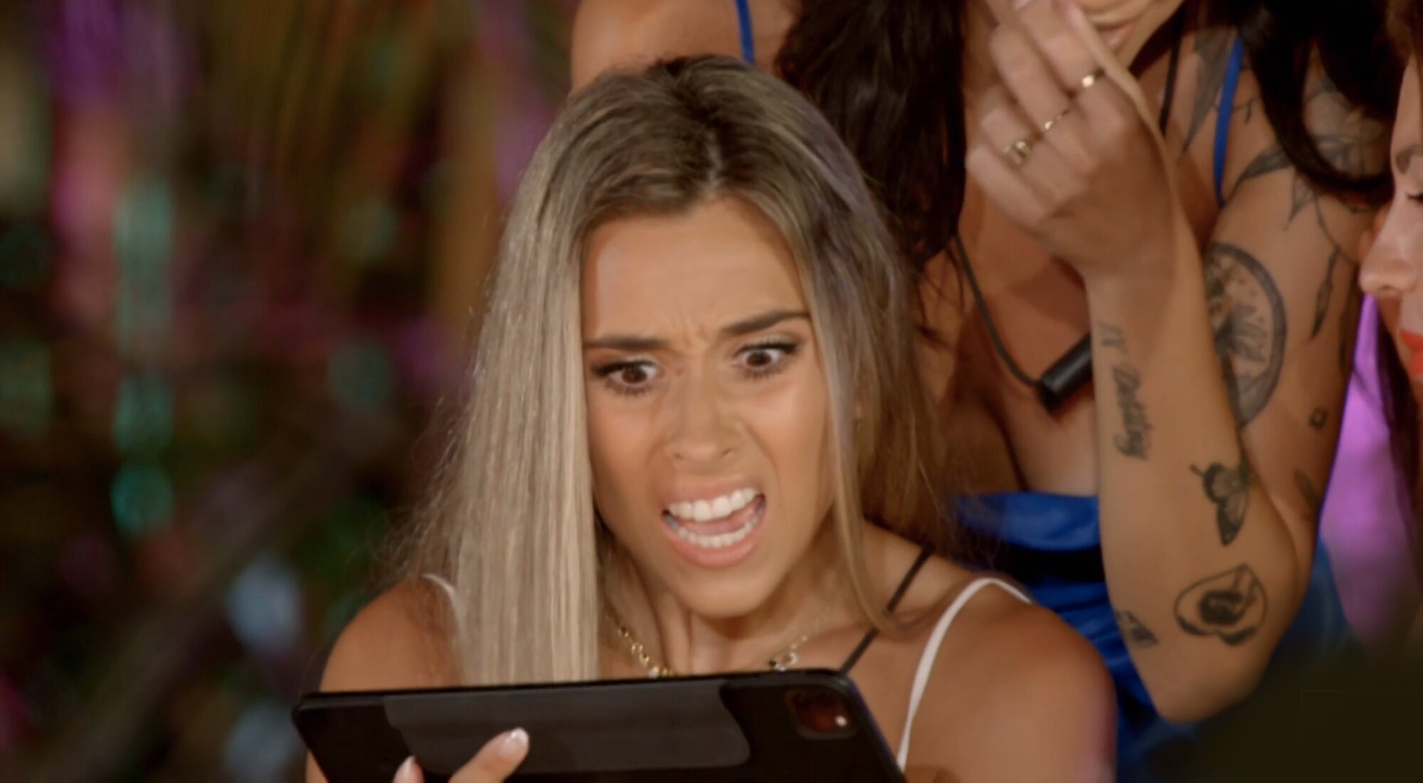 Elena, estupefacta en 'Tentaciones'