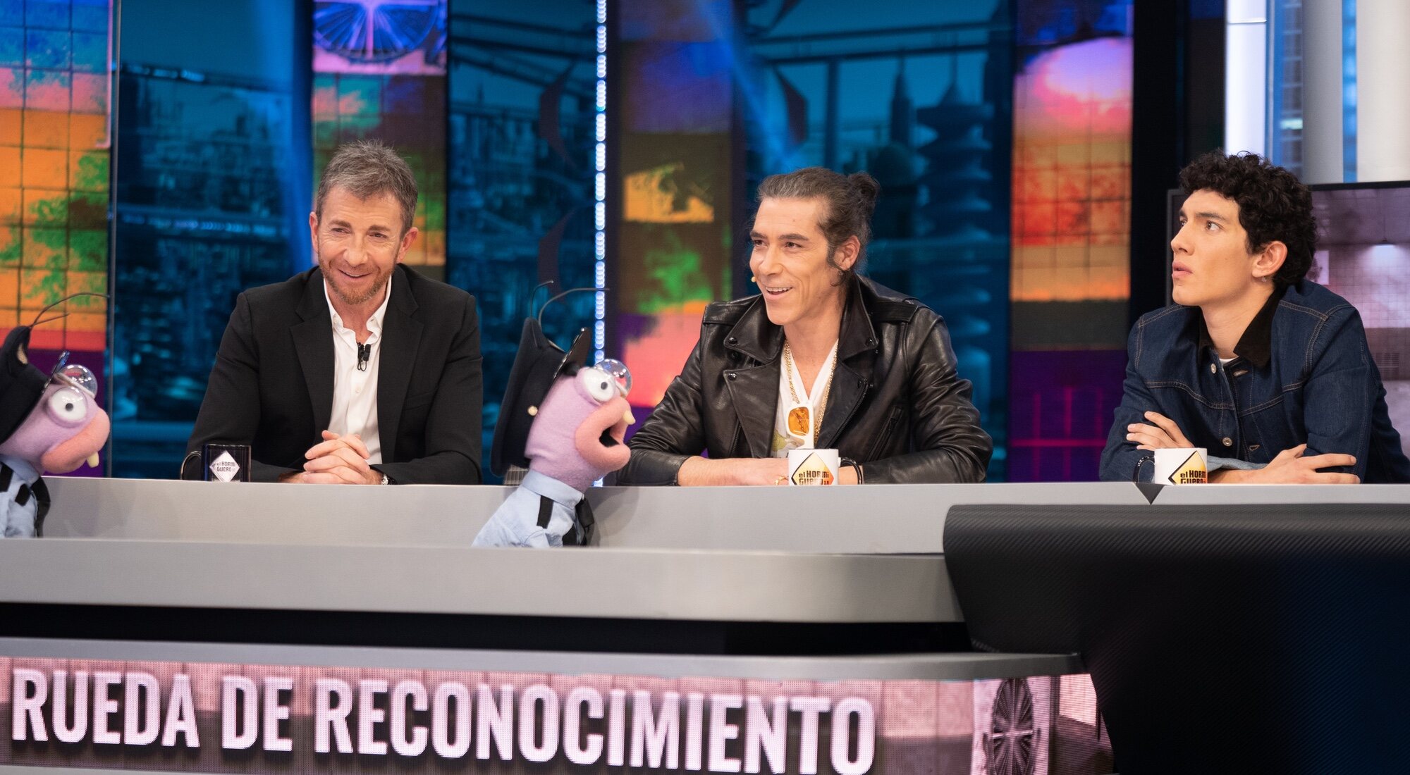 Pablo Motos junto a Óscar Jaenada y Jorge López en 'El hormiguero'