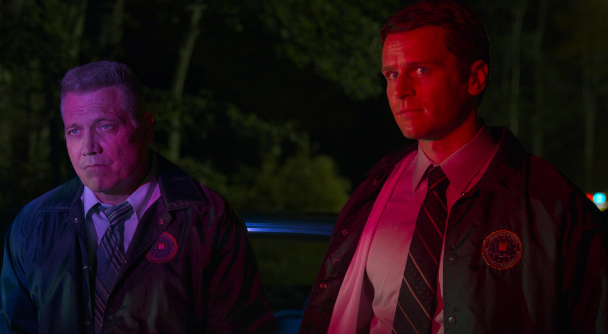 Holt McCallany y Jonathan Groff en 'Mindhunter'