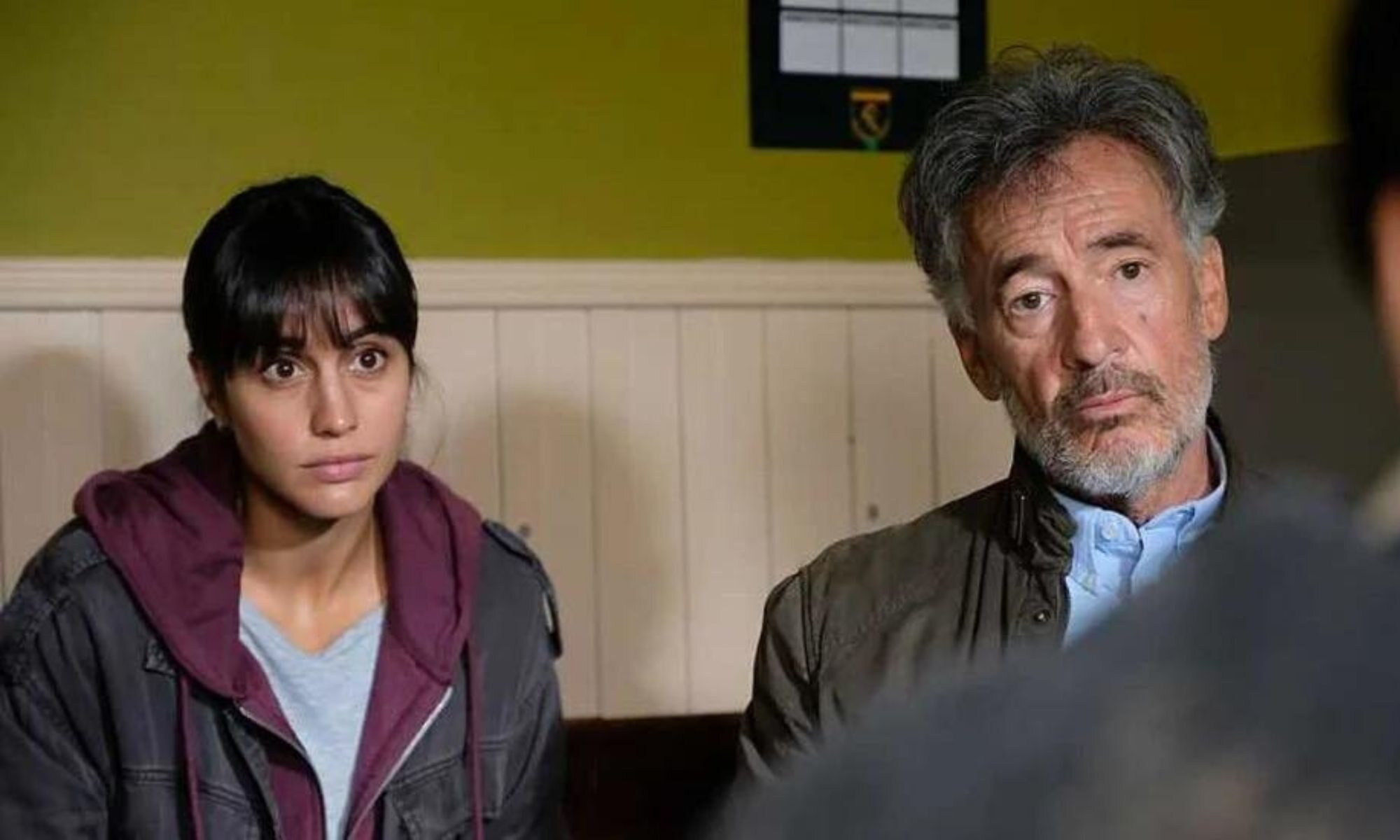 Megan Montaner y Francis Lorenzo en 'La caza. Guadiana'