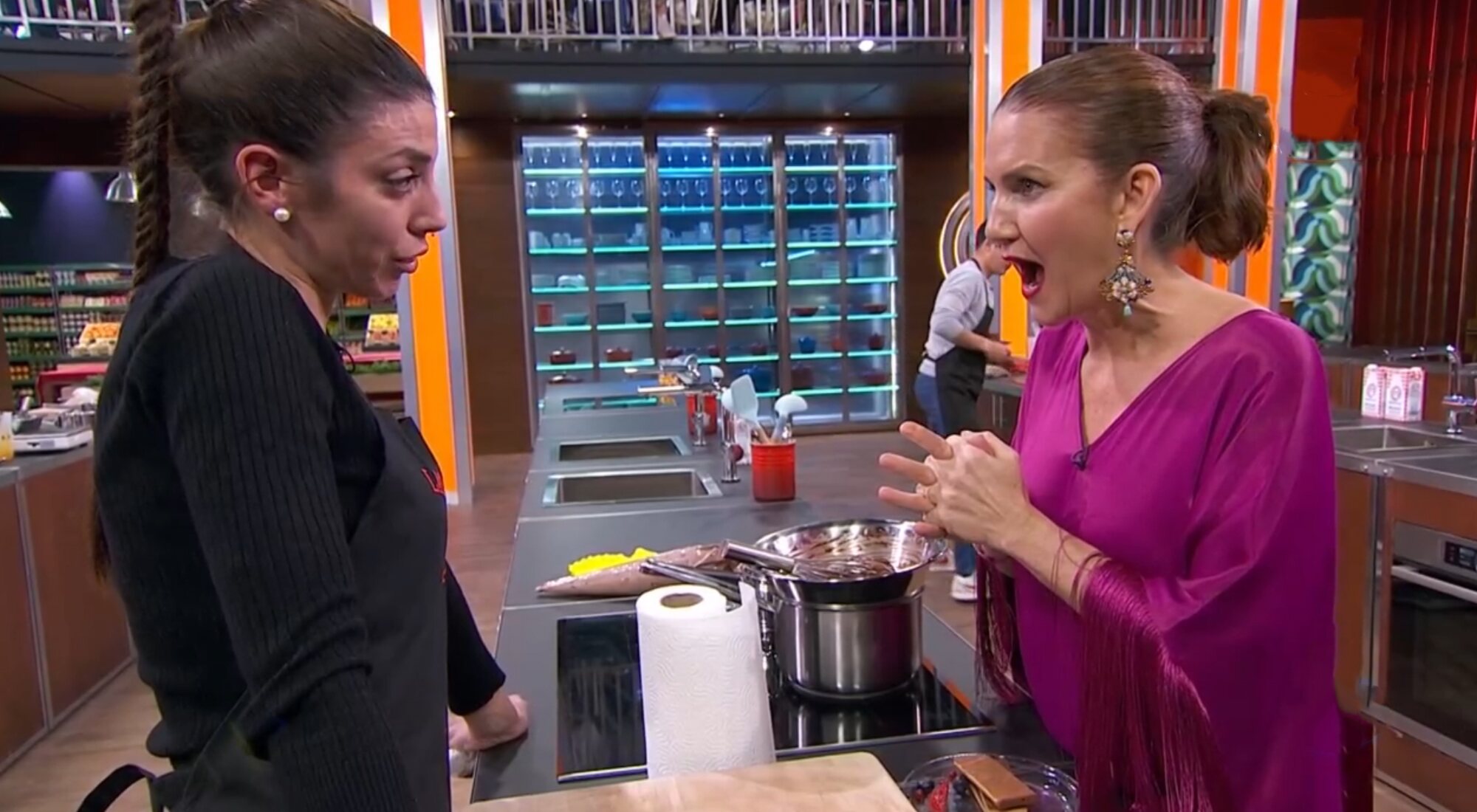 Larraitz deja boquiabierta a Samantha al desvelar que está embarazada en 'MasterChef 11'