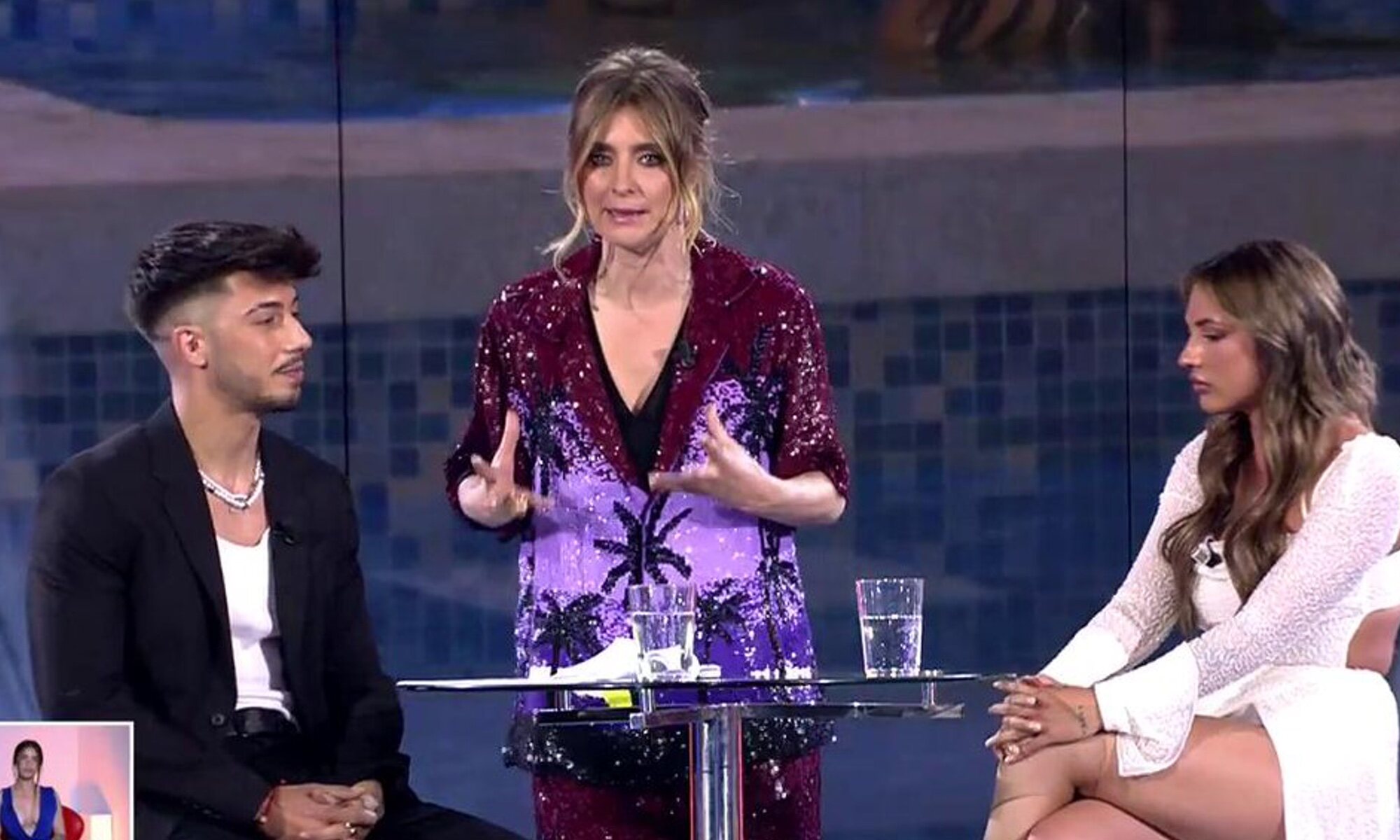 Sandra Barneda, entre Álex y Marina en el último 'Debate de las tentaciones'