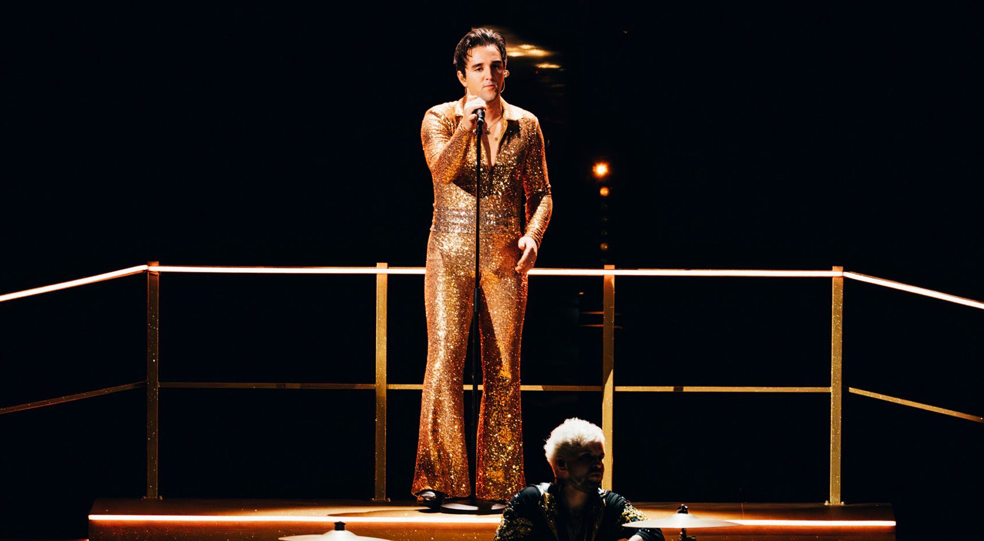 El vocalista de Wild Youth en la primera semifinal de Eurovisión 2023