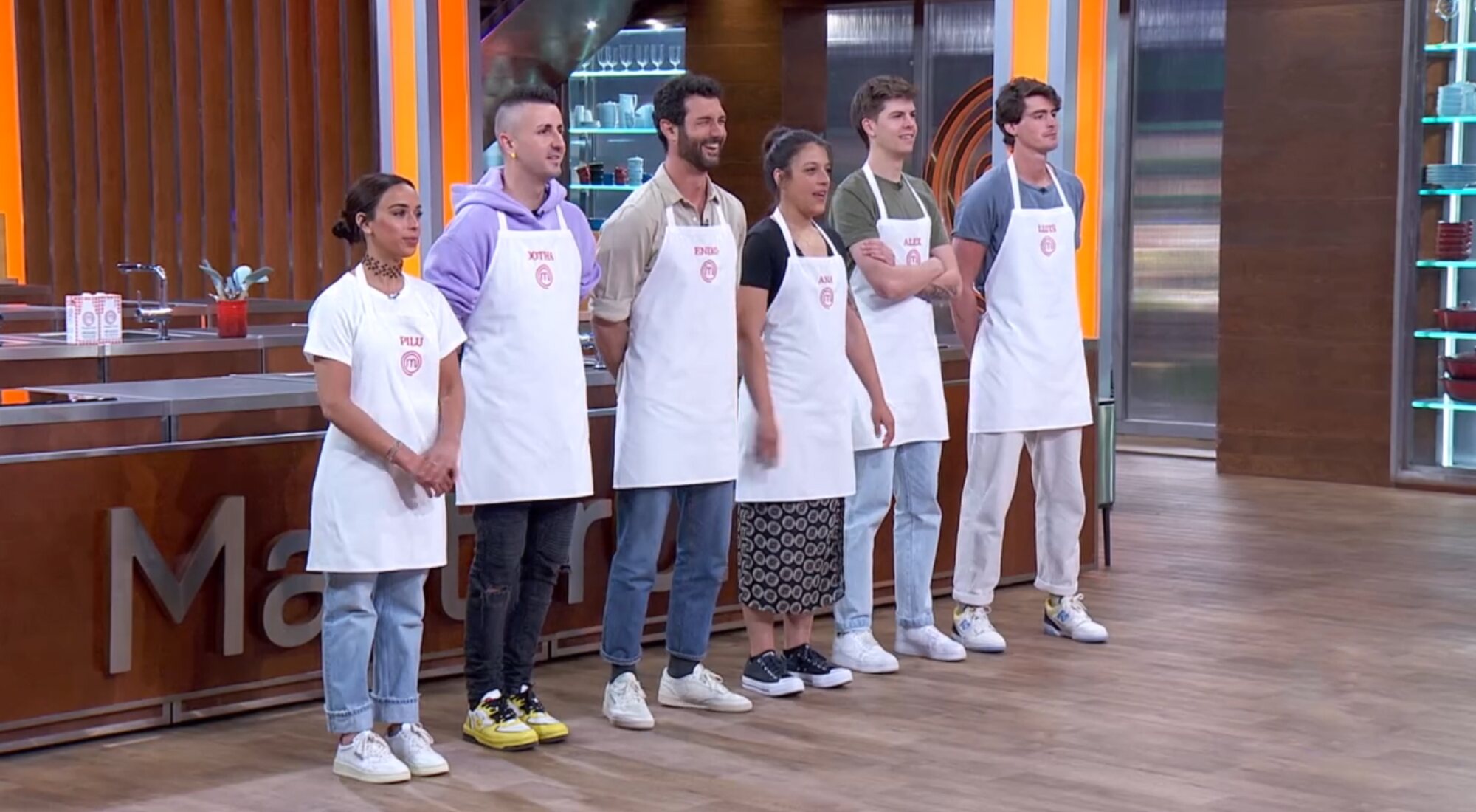 Los seis aspirantes de 'MasterChef 11' en el programa 23