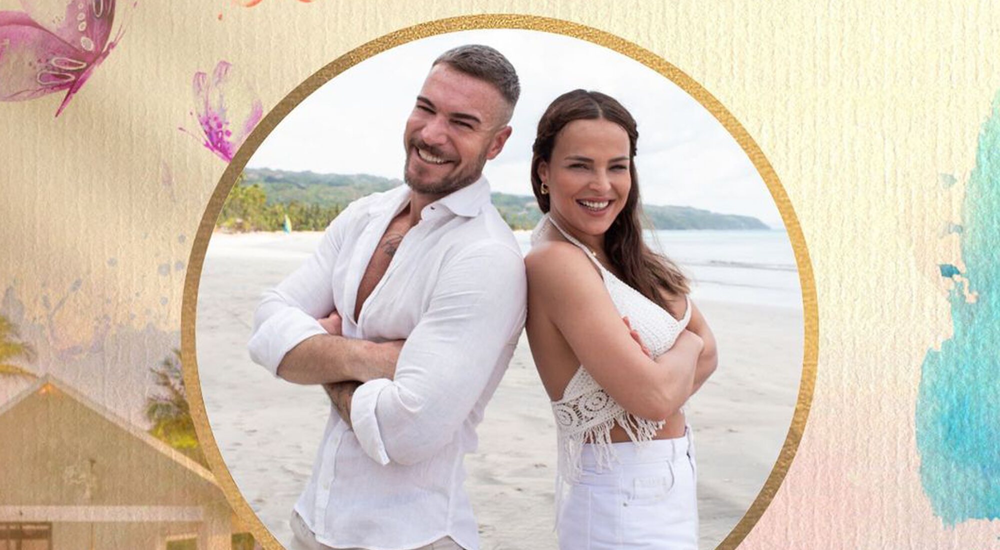 Tony Spina y Marta Peñate posan como concursantes de '¡Vaya vacaciones!'