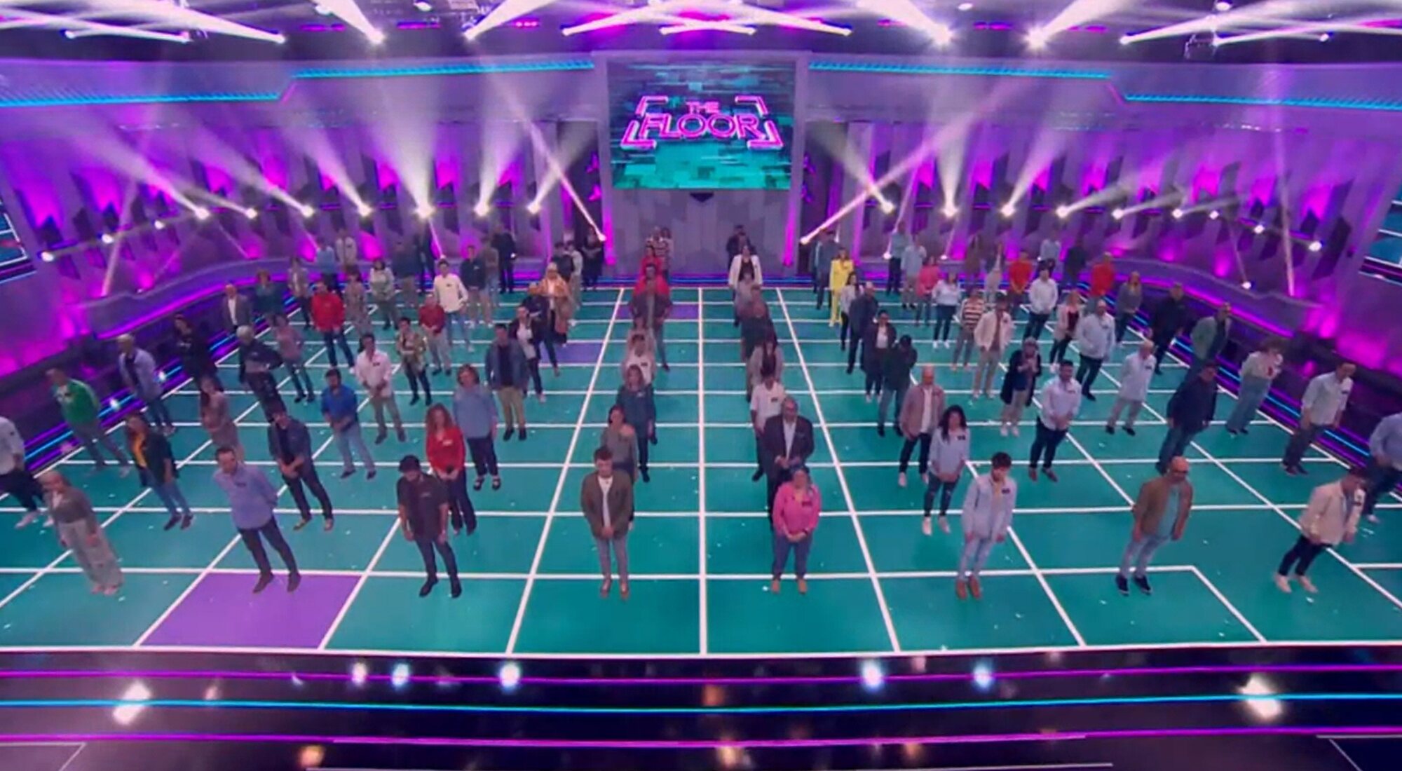 Antena 3 muestra el plató de 'The Floor' con sus 100 concursantes