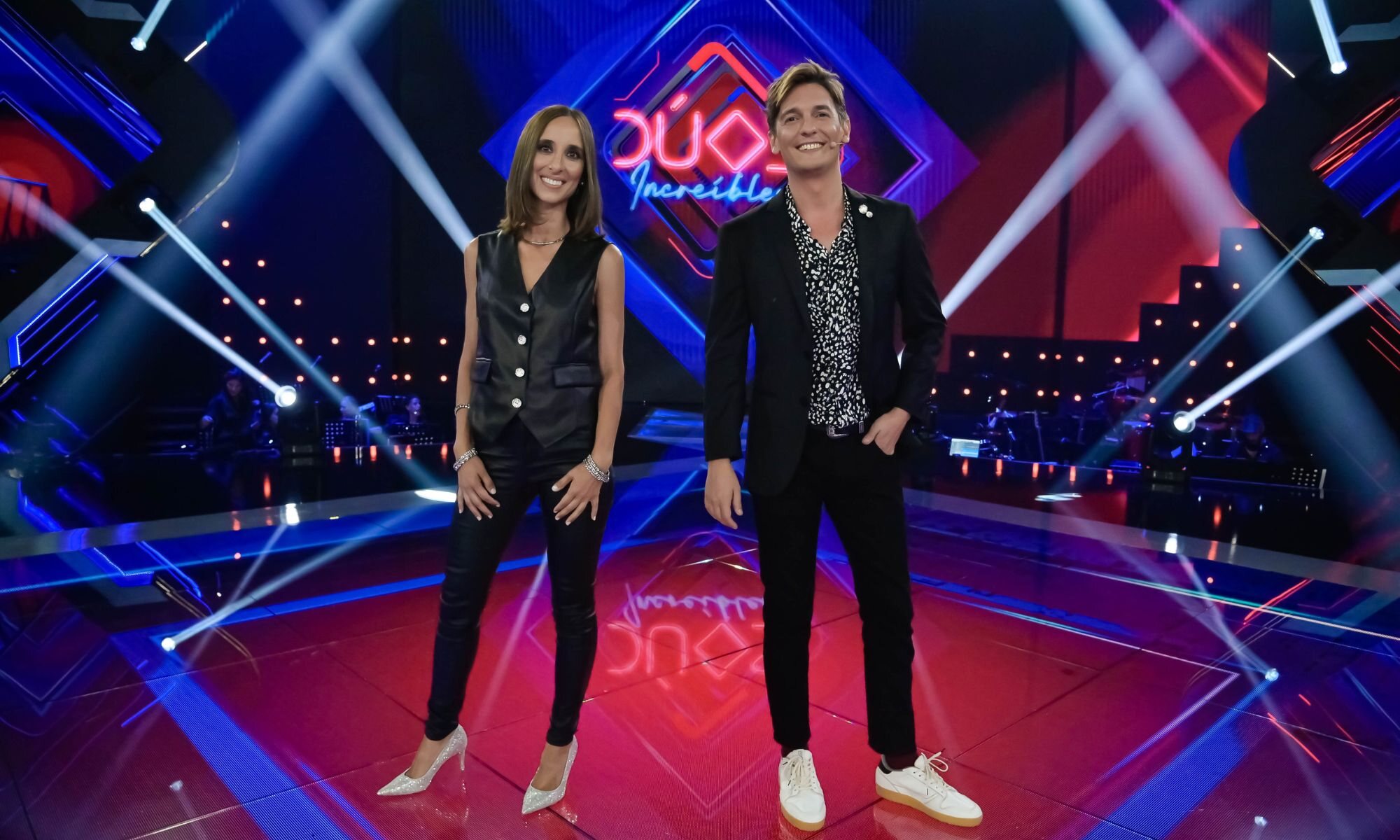 Julia Varela y Xavi Martínez, presentadores de la segunda edición de 'Dúos increíbles'
