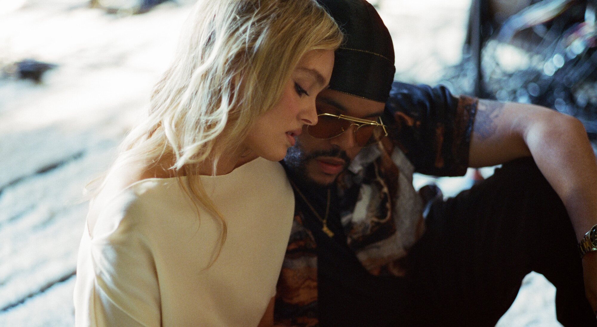 Lily-Rose Depp y The Weeknd en 'The Idol'