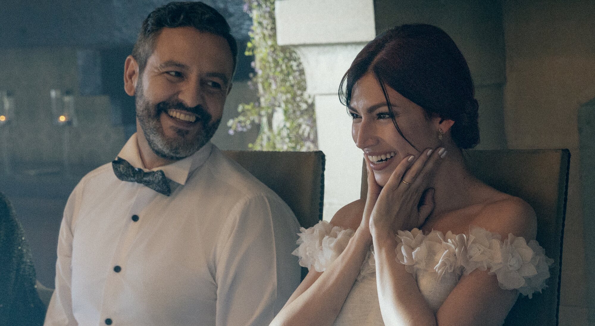 Isak Férriz y Úrsula Corberó en 'El cuerpo en llamas'