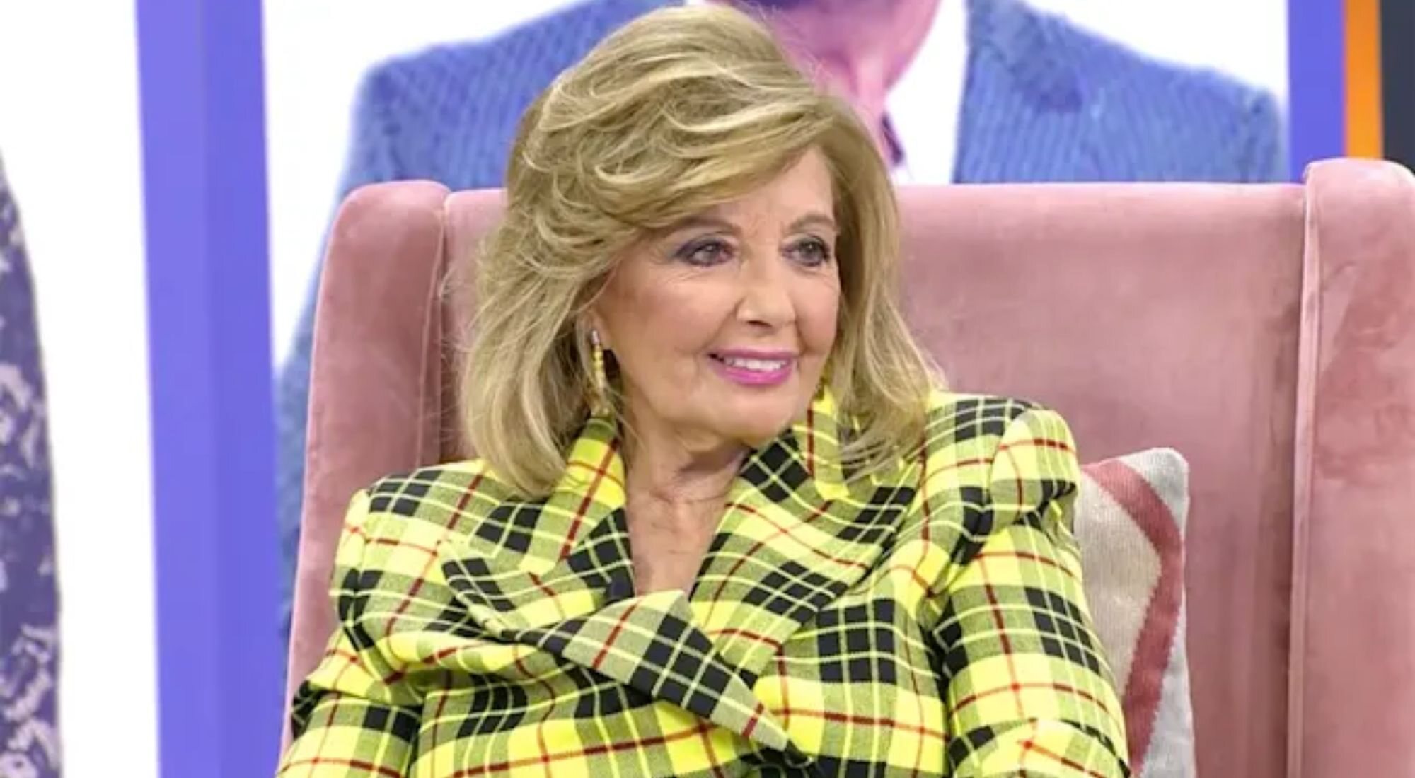 María Teresa Campos con el traje amarillo en 'Viva la vida'