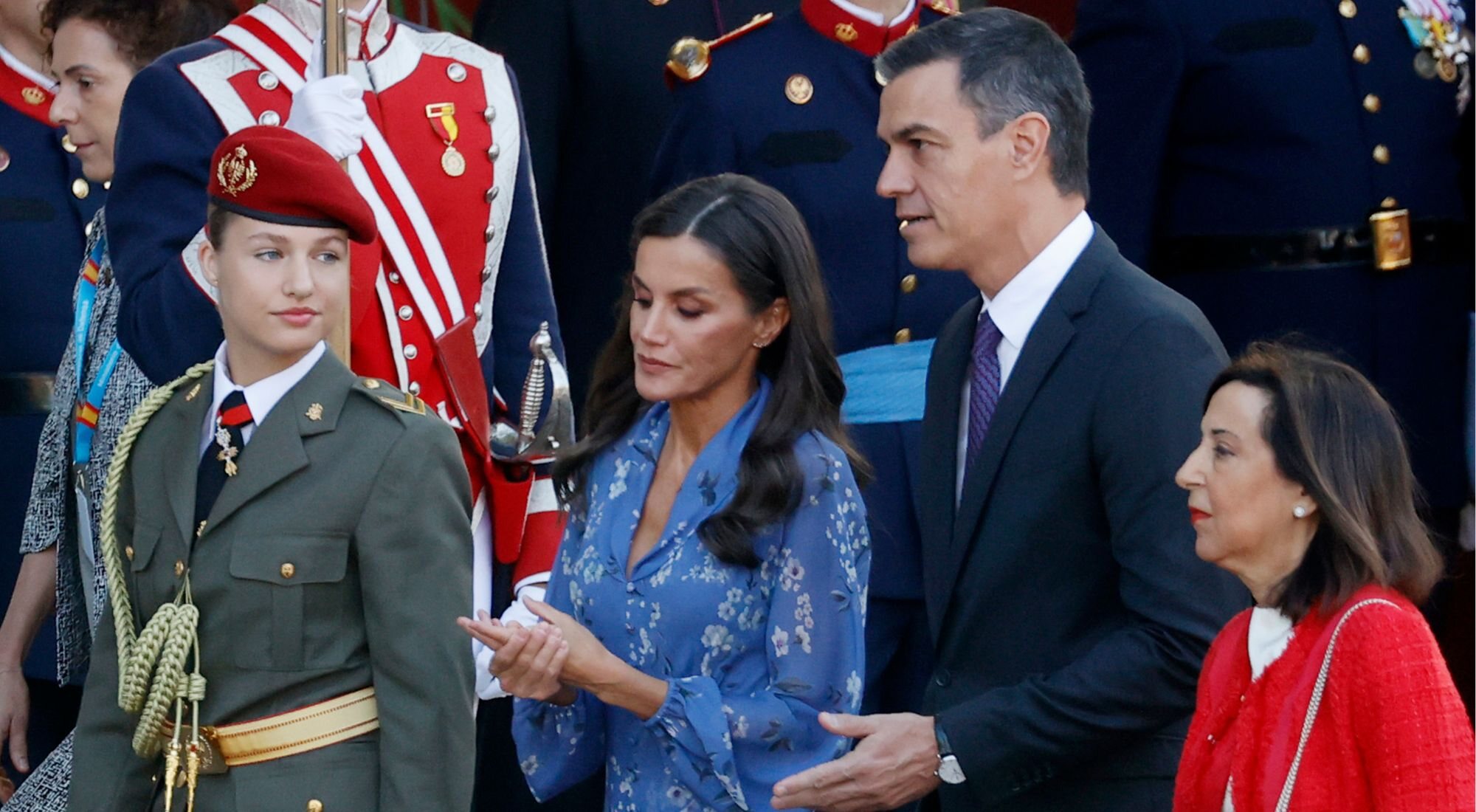 La princesa Leonor, la reina Letizia Ortiz, Pedro Sánchez y Margarita Robles 