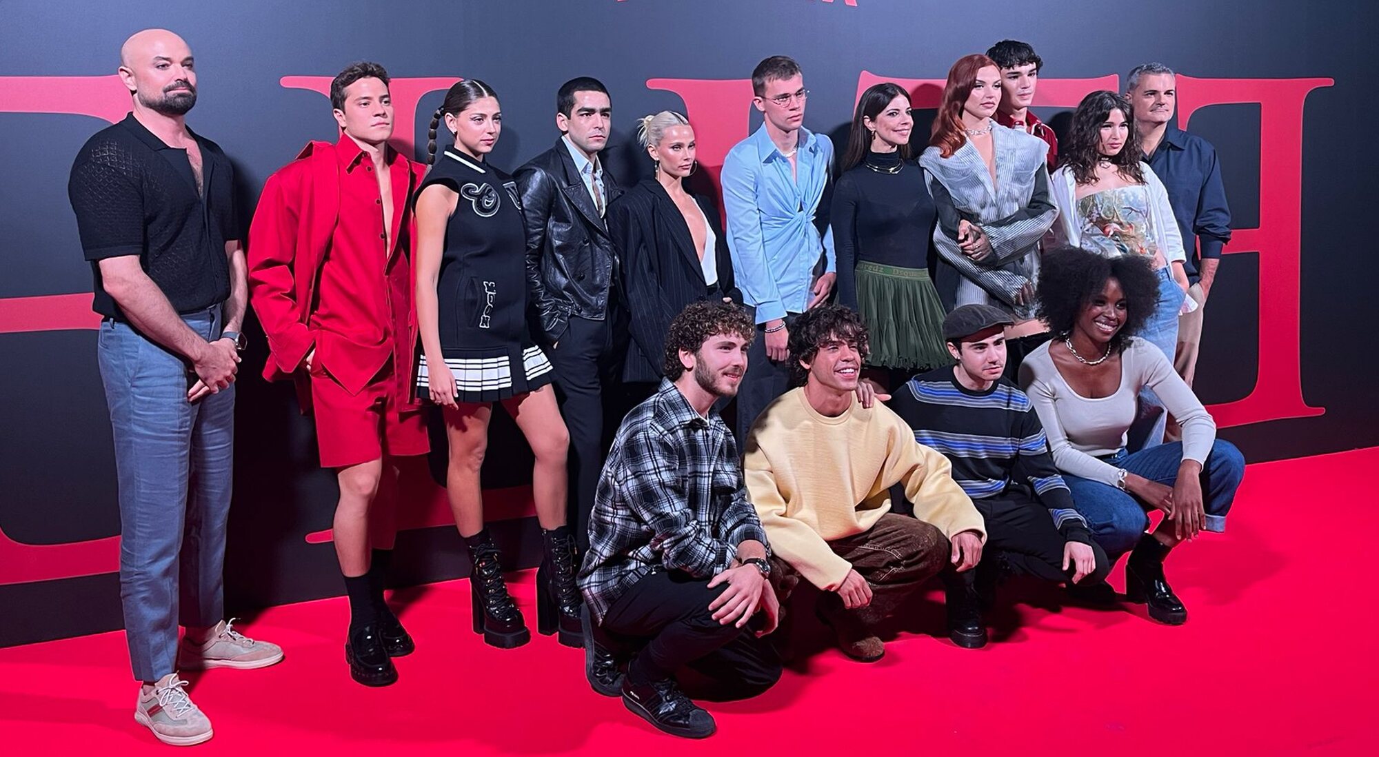 El equipo de 'Élite' en la presentación de la séptima temporada