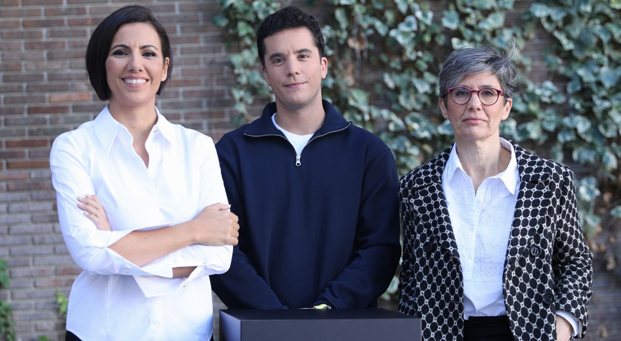 Ana Pastor, Emilio Doménech y Luz Aldama presentando 'Gabinete de crisis'